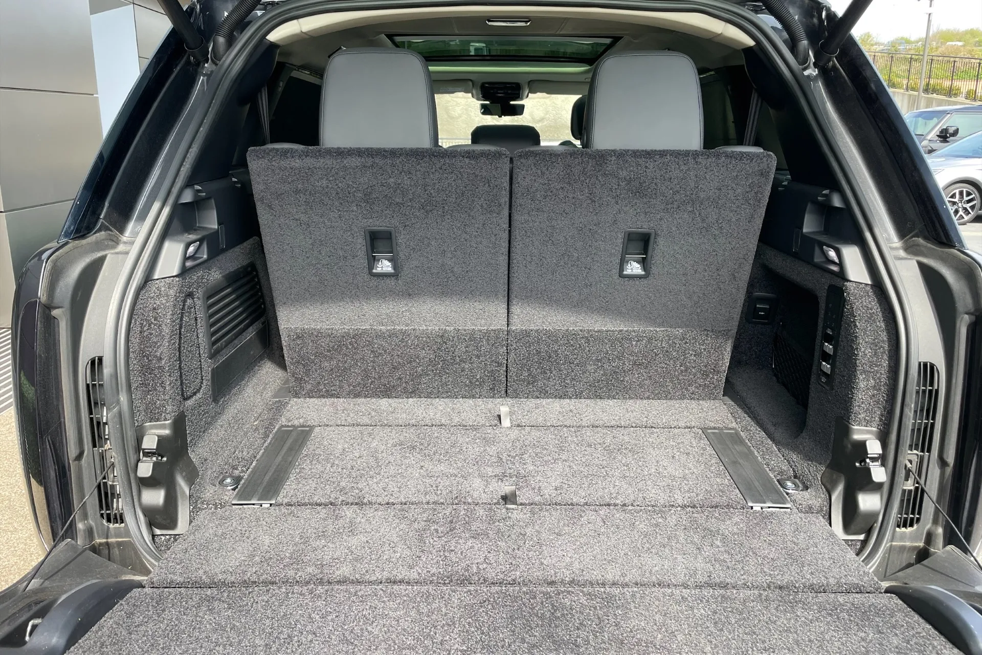 LAND ROVER RANGE ROVER thumbnail image number 29