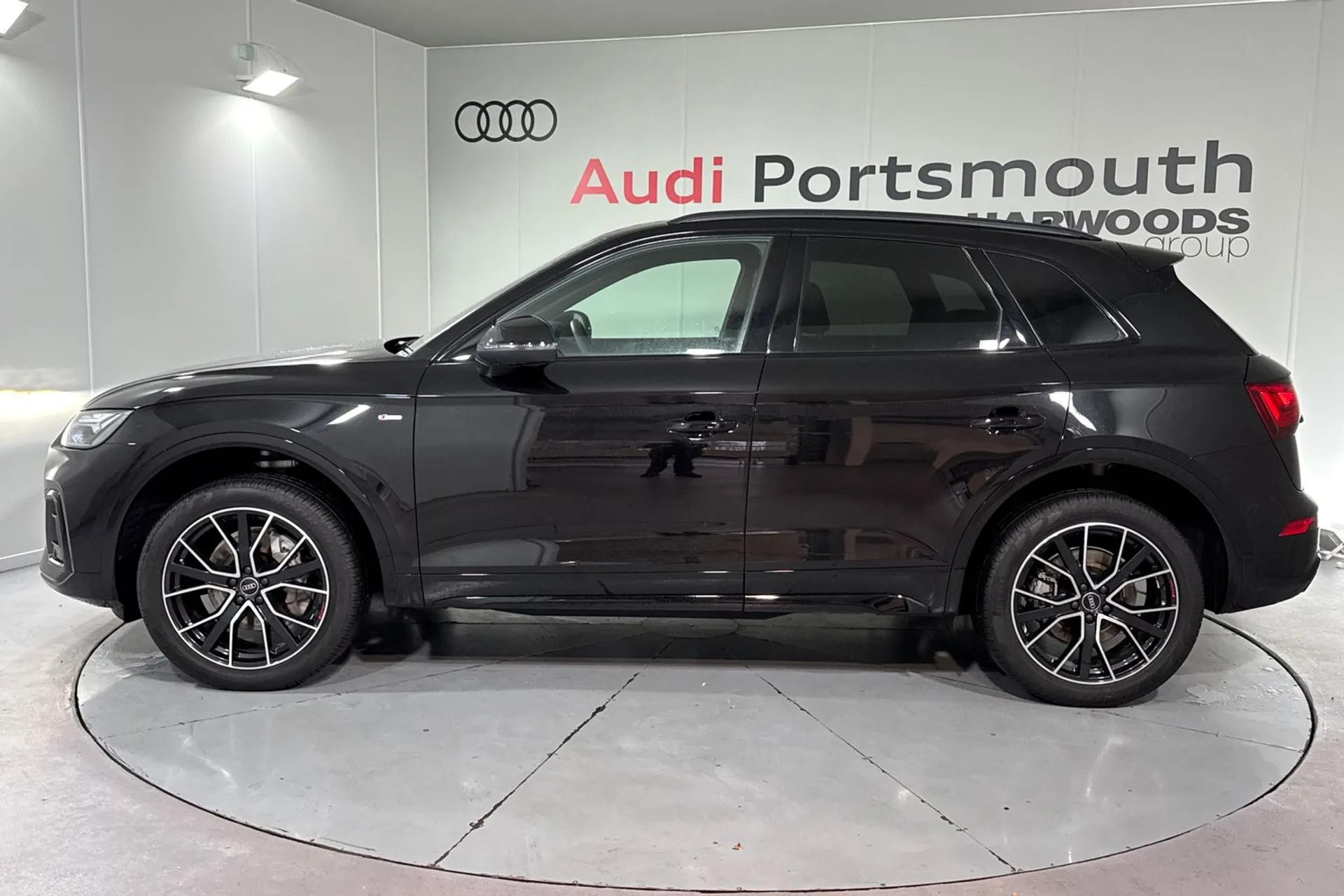 Audi Q5 thumbnail image number 11