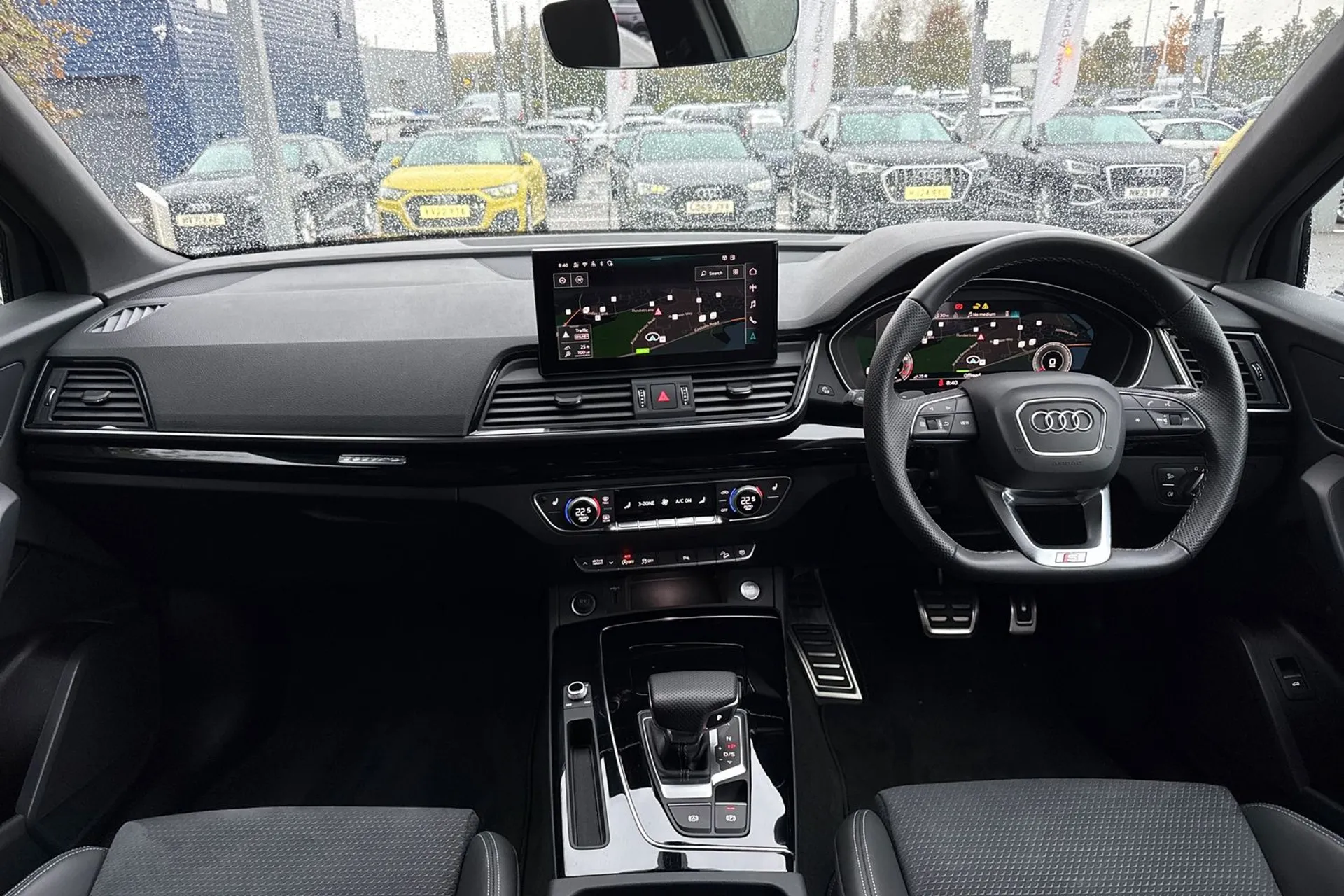 Audi Q5 thumbnail image number 3