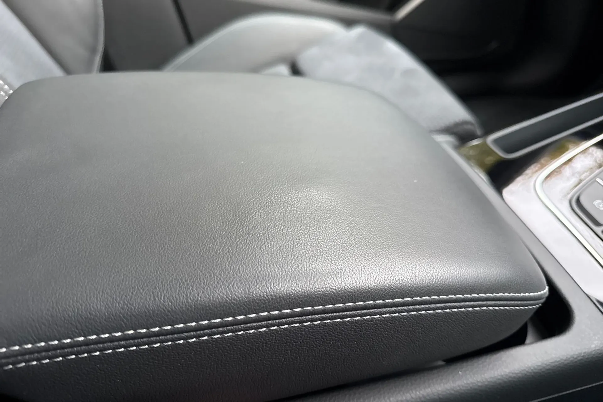 Audi Q5 thumbnail image number 47