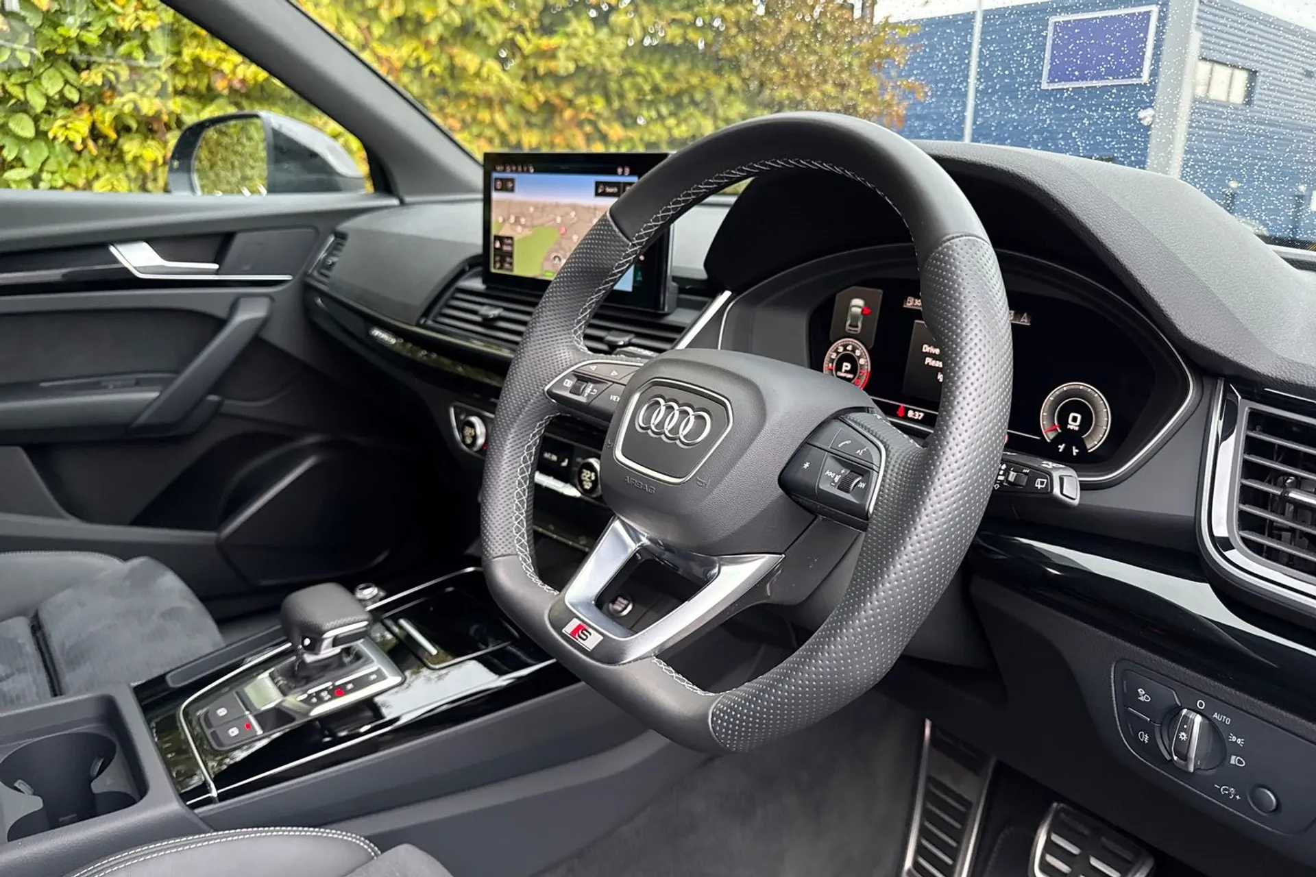 Audi Q5 thumbnail image number 26