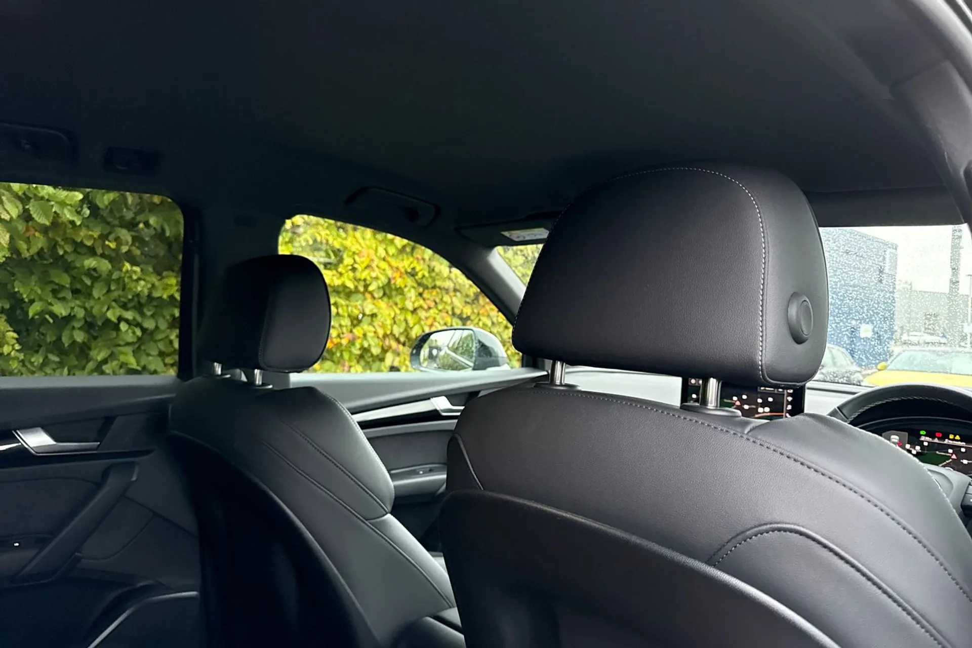 Audi Q5 thumbnail image number 23