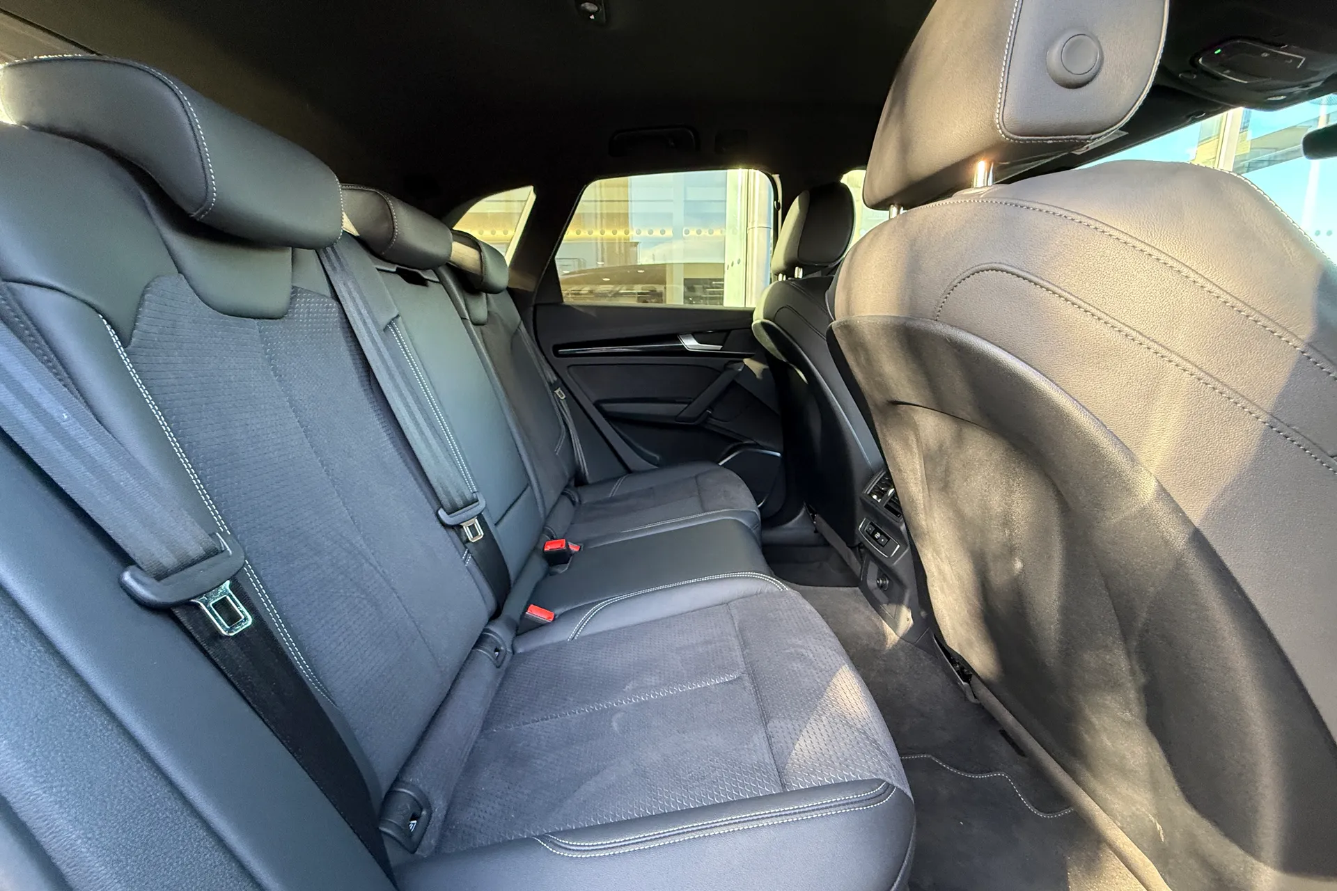 Audi Q5 thumbnail image number 41