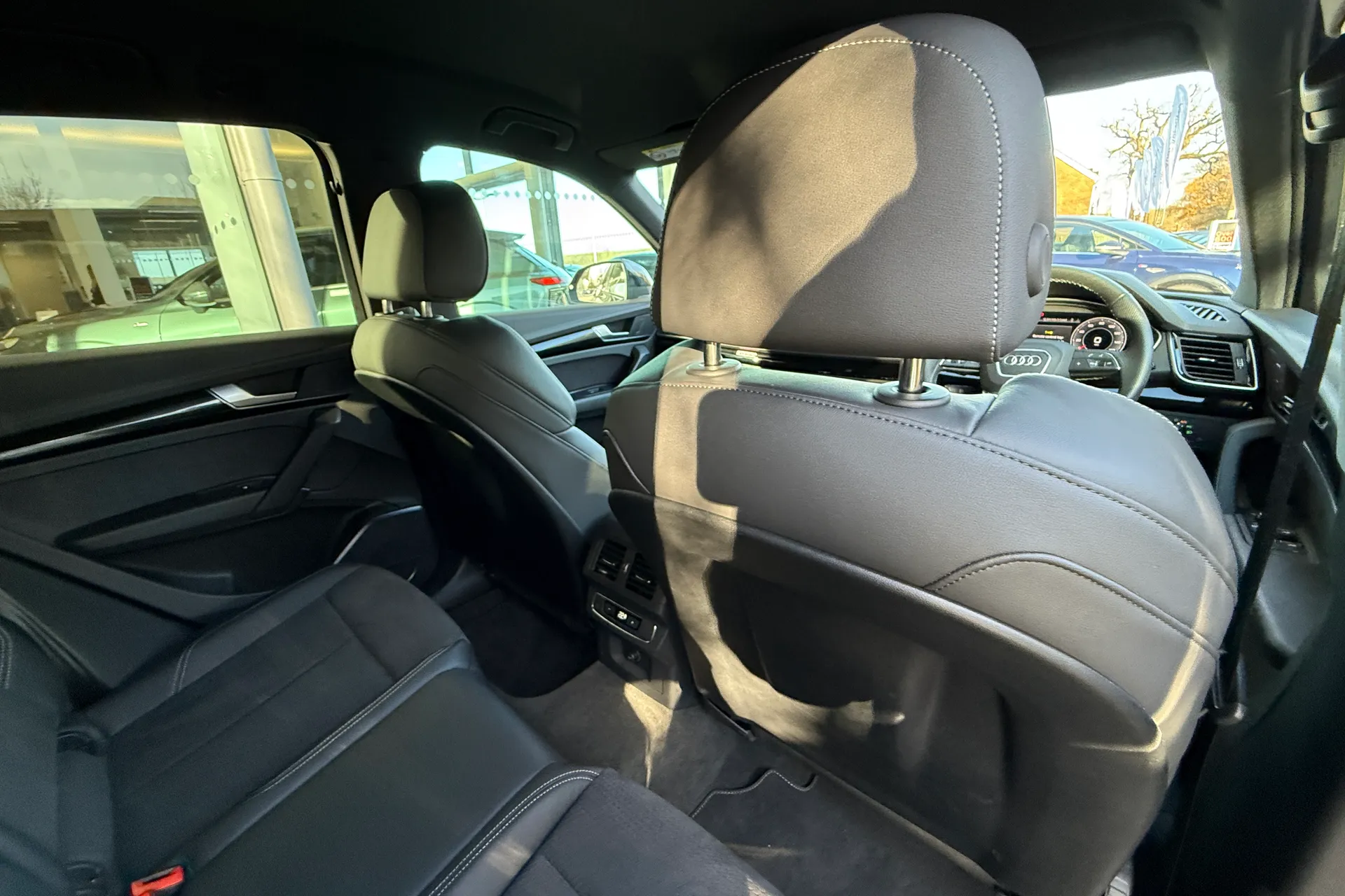 Audi Q5 thumbnail image number 42