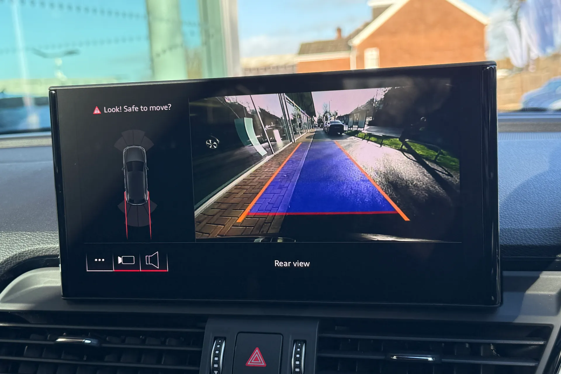 Audi Q5 thumbnail image number 30