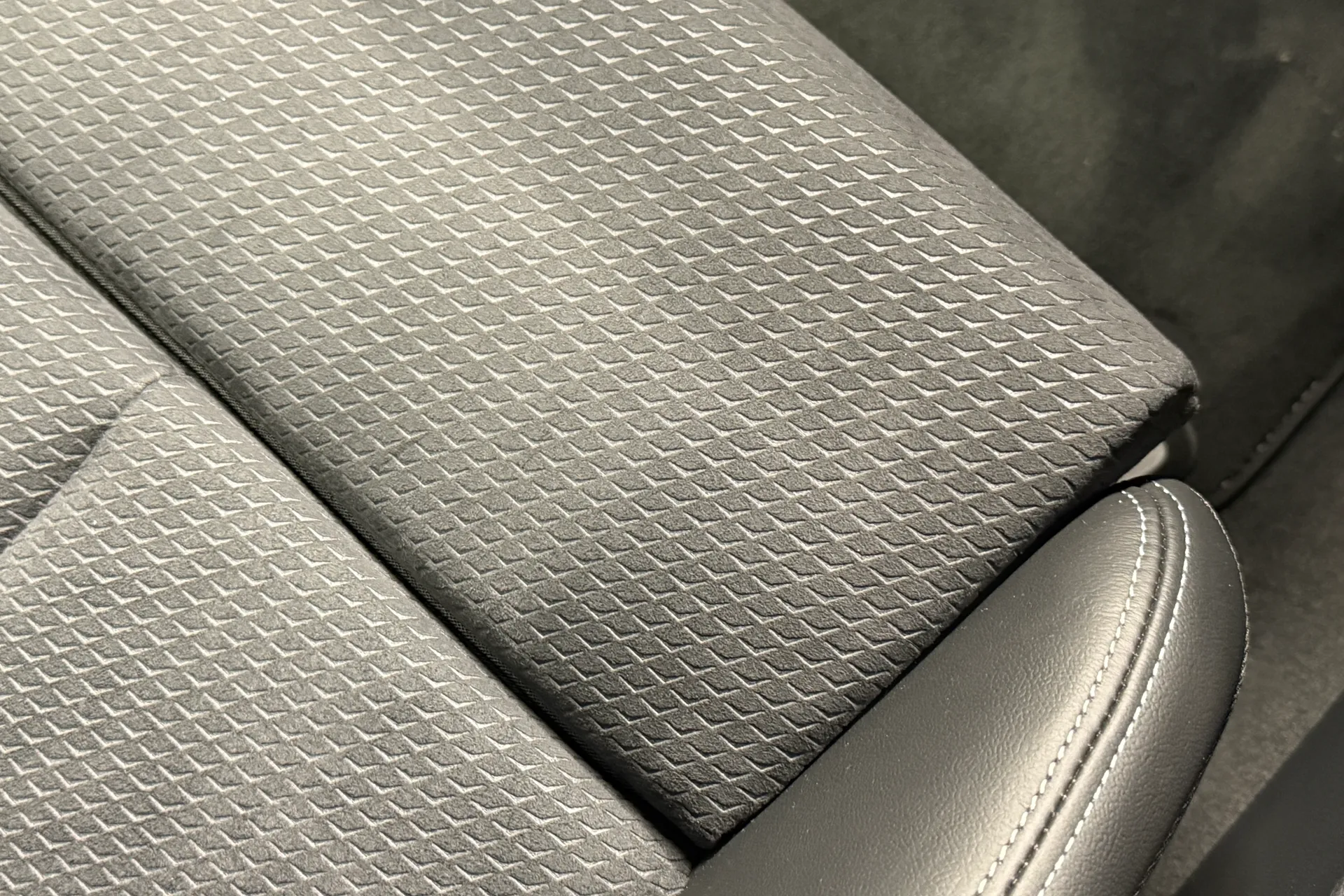 Audi Q5 thumbnail image number 23