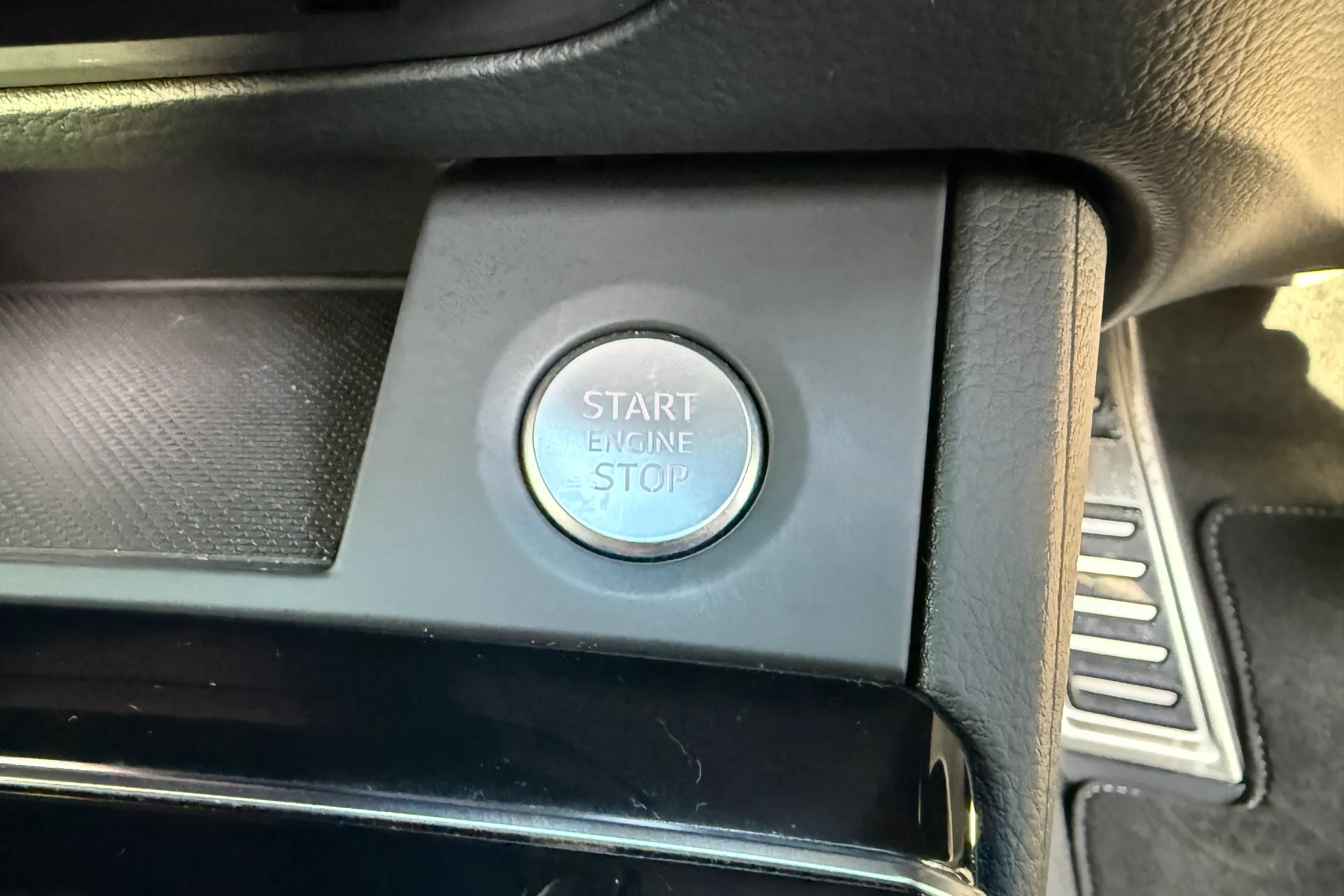 Audi Q5 thumbnail image number 35