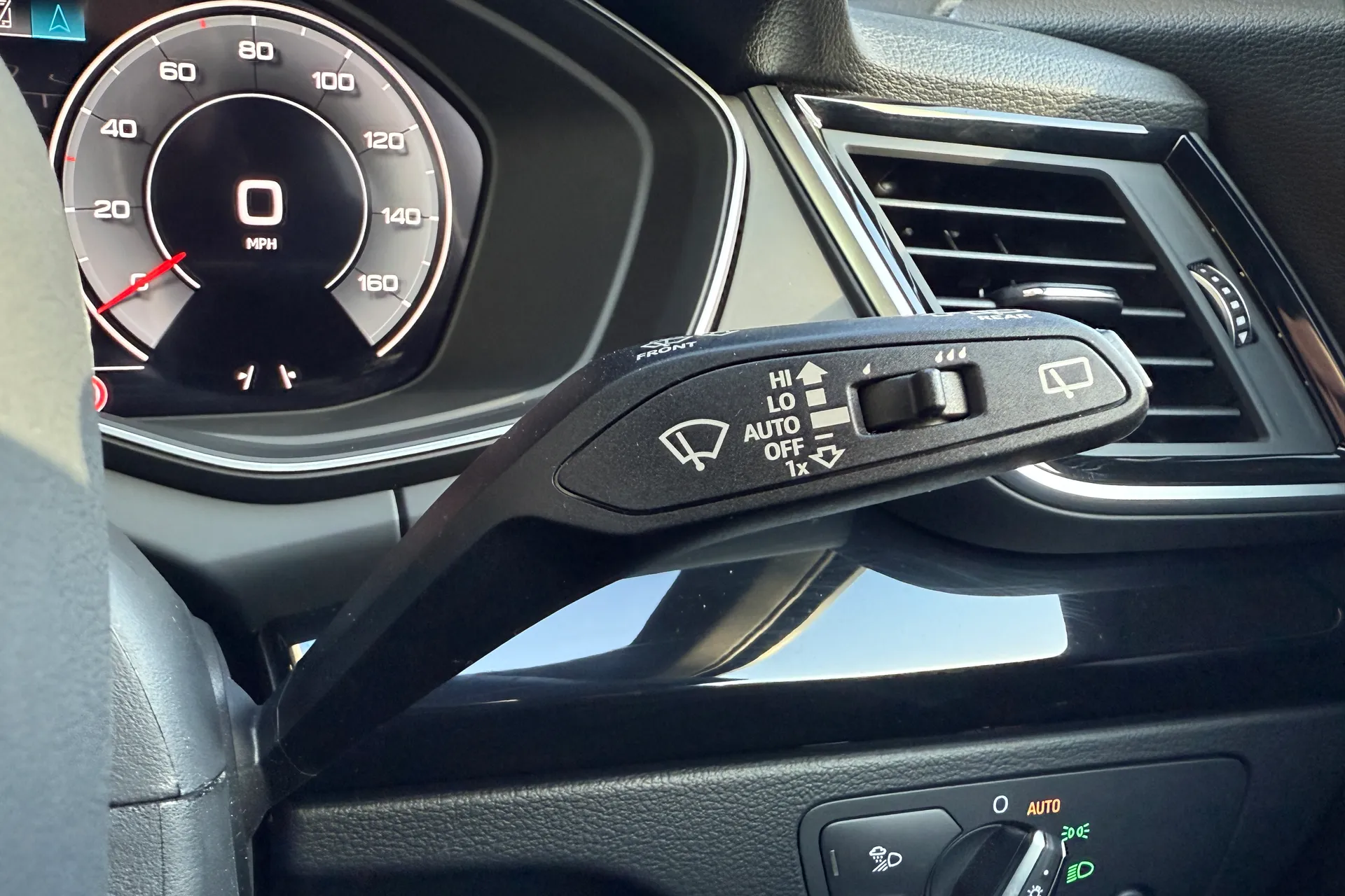 Audi Q5 thumbnail image number 34