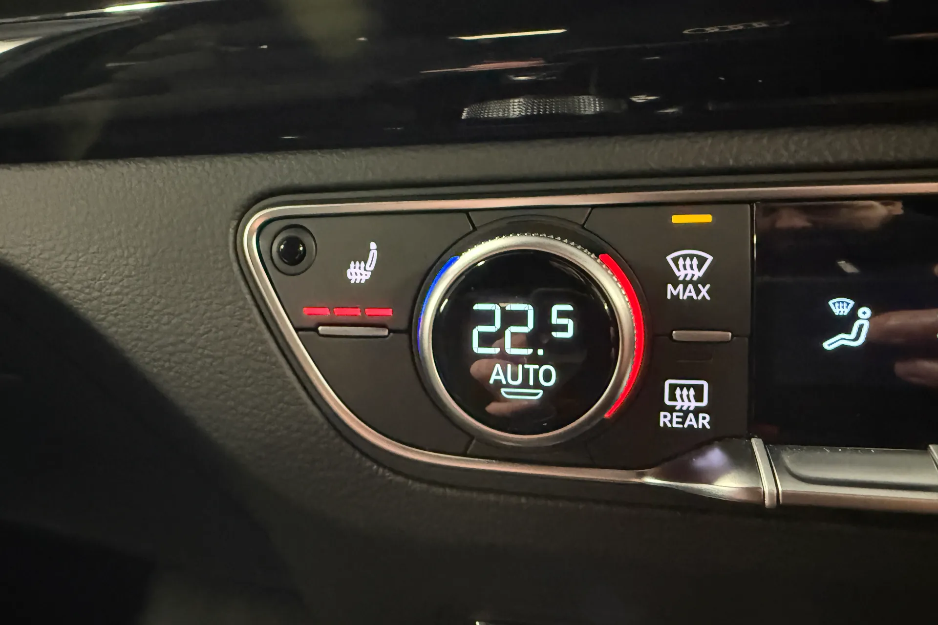 Audi Q5 thumbnail image number 6