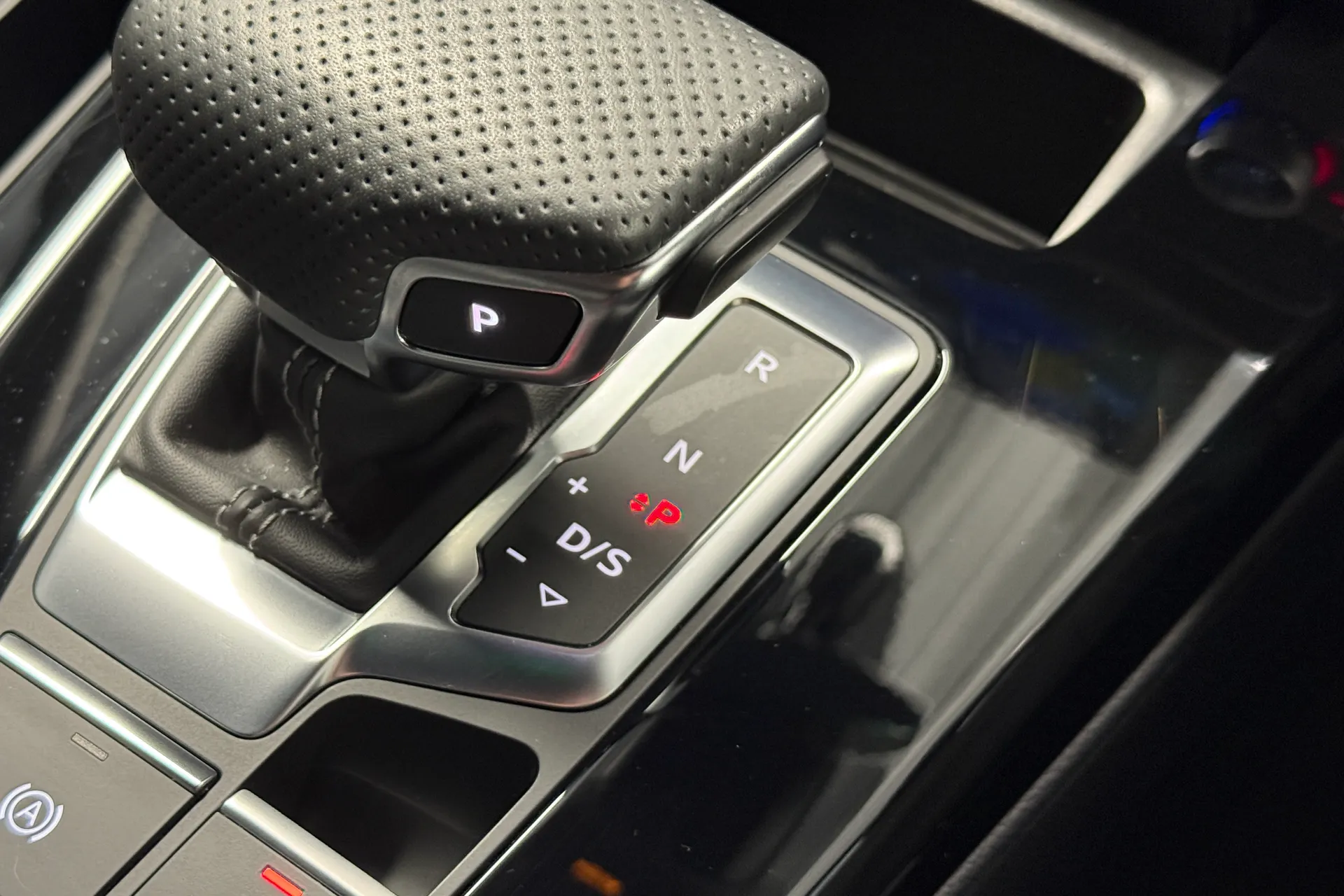 Audi Q5 thumbnail image number 19