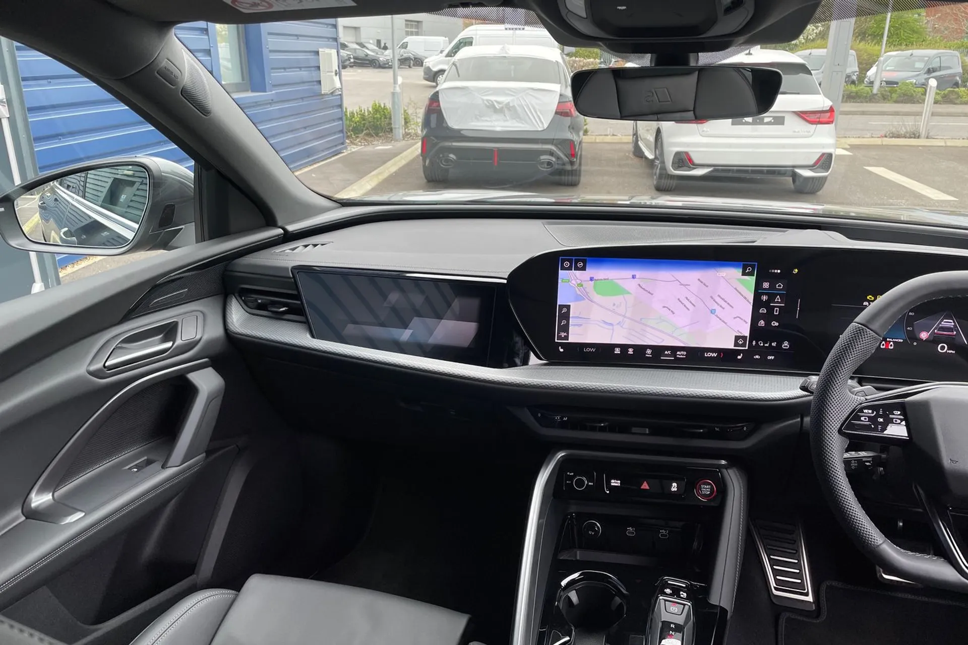 Audi Q5 thumbnail image number 36