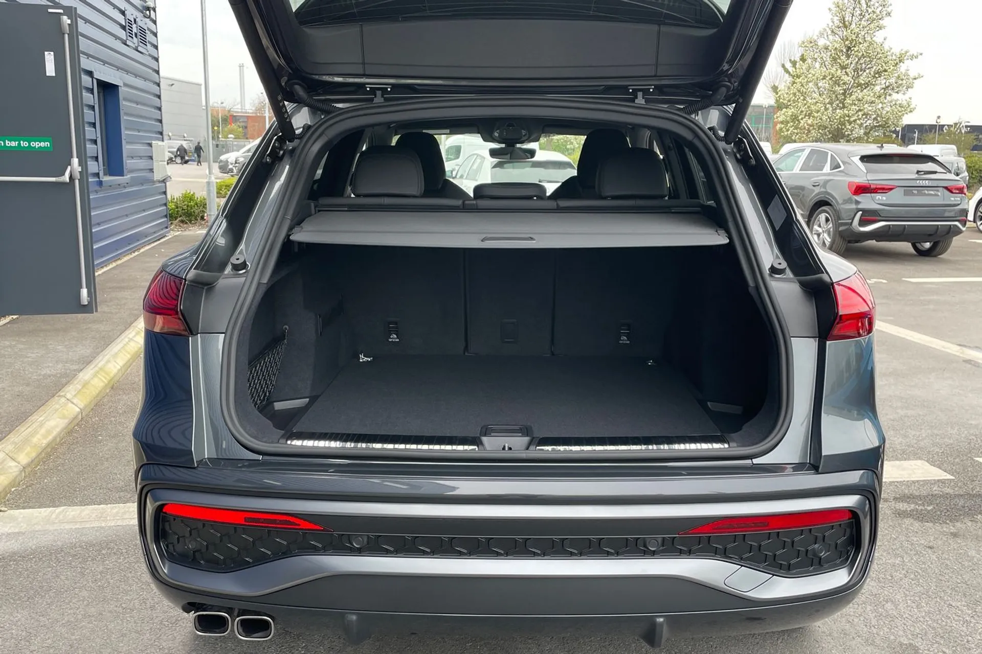 Audi Q5 thumbnail image number 21