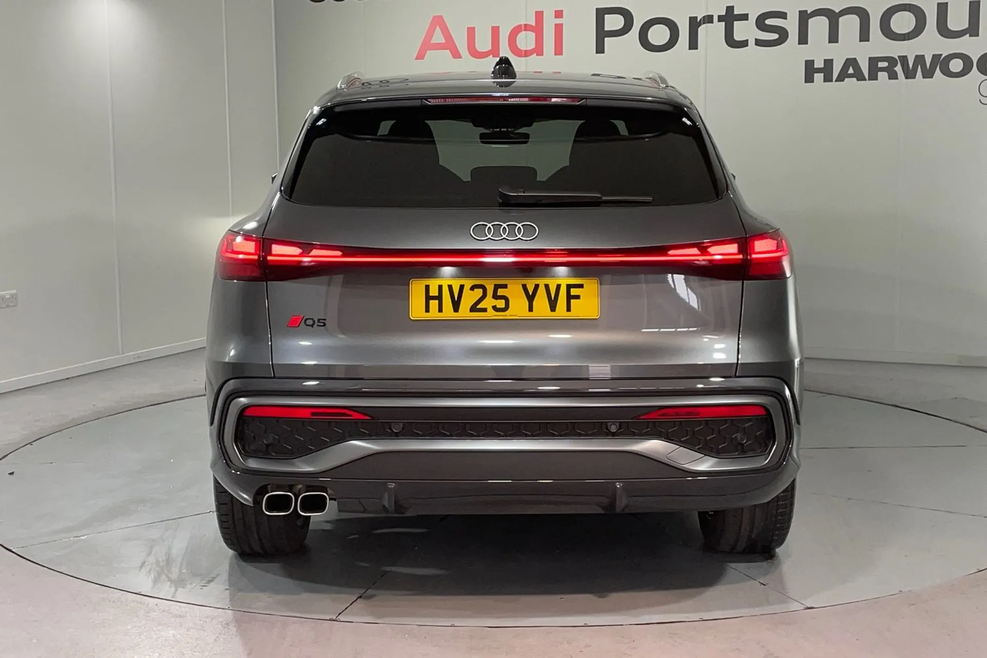 Audi Q5 thumbnail image number 7