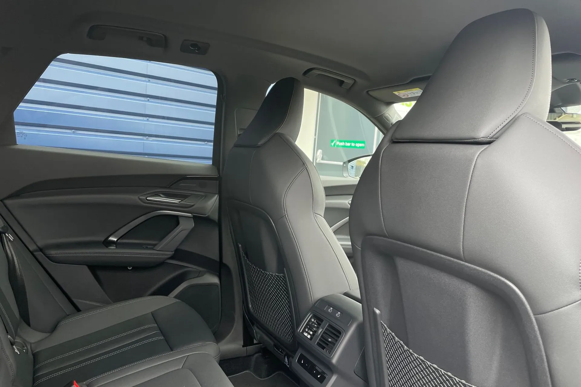 Audi Q5 thumbnail image number 25
