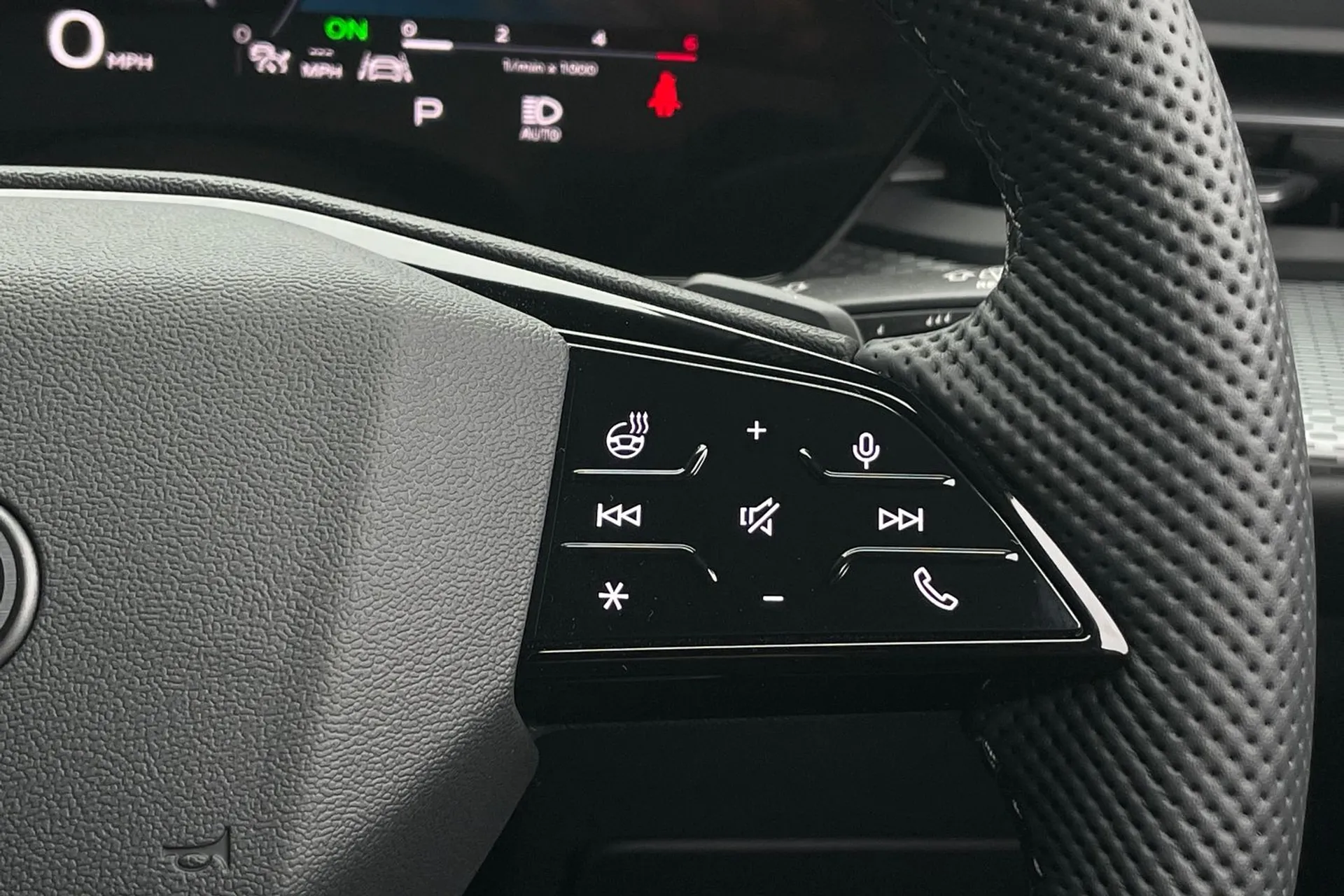 Audi Q5 thumbnail image number 41