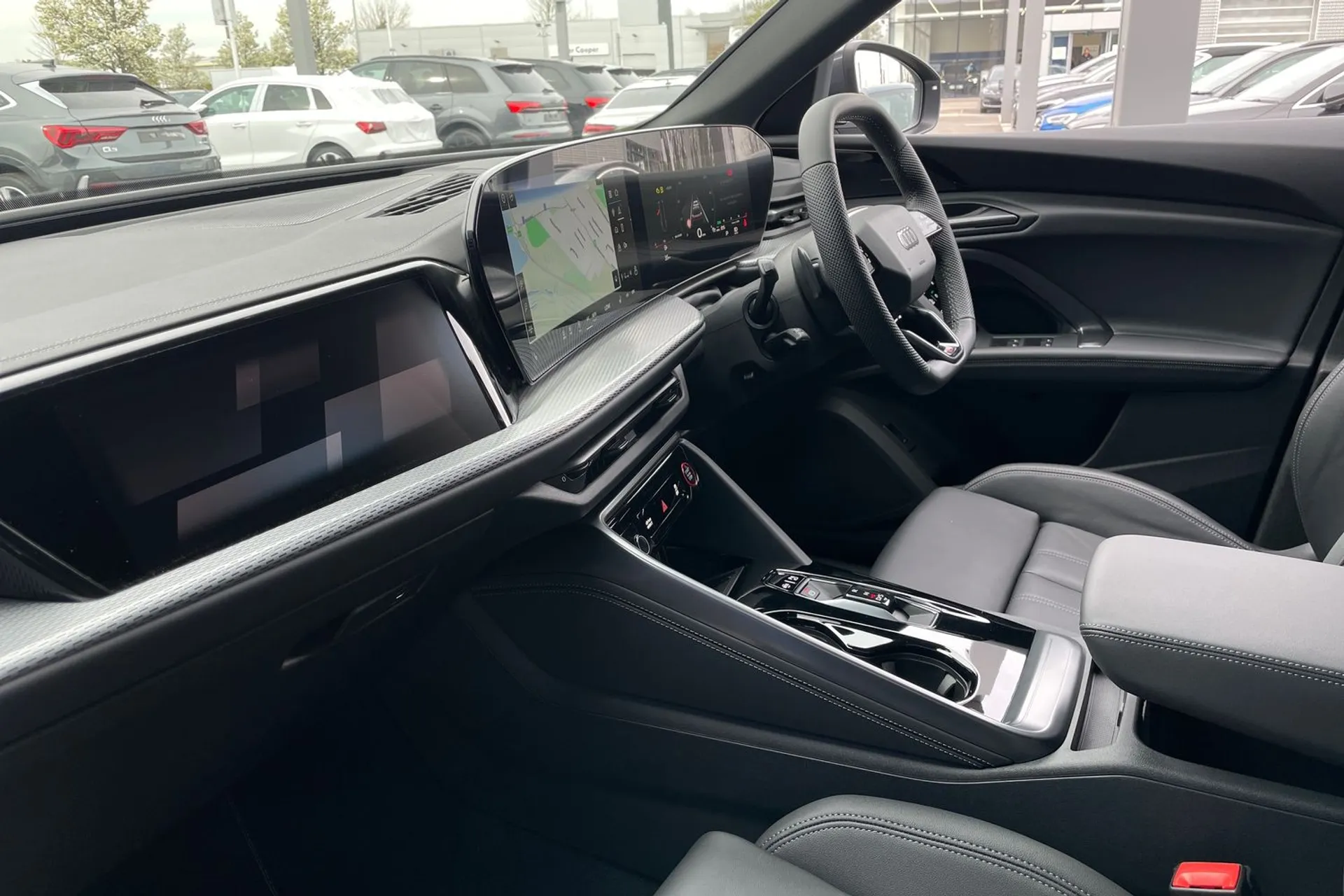 Audi Q5 thumbnail image number 30