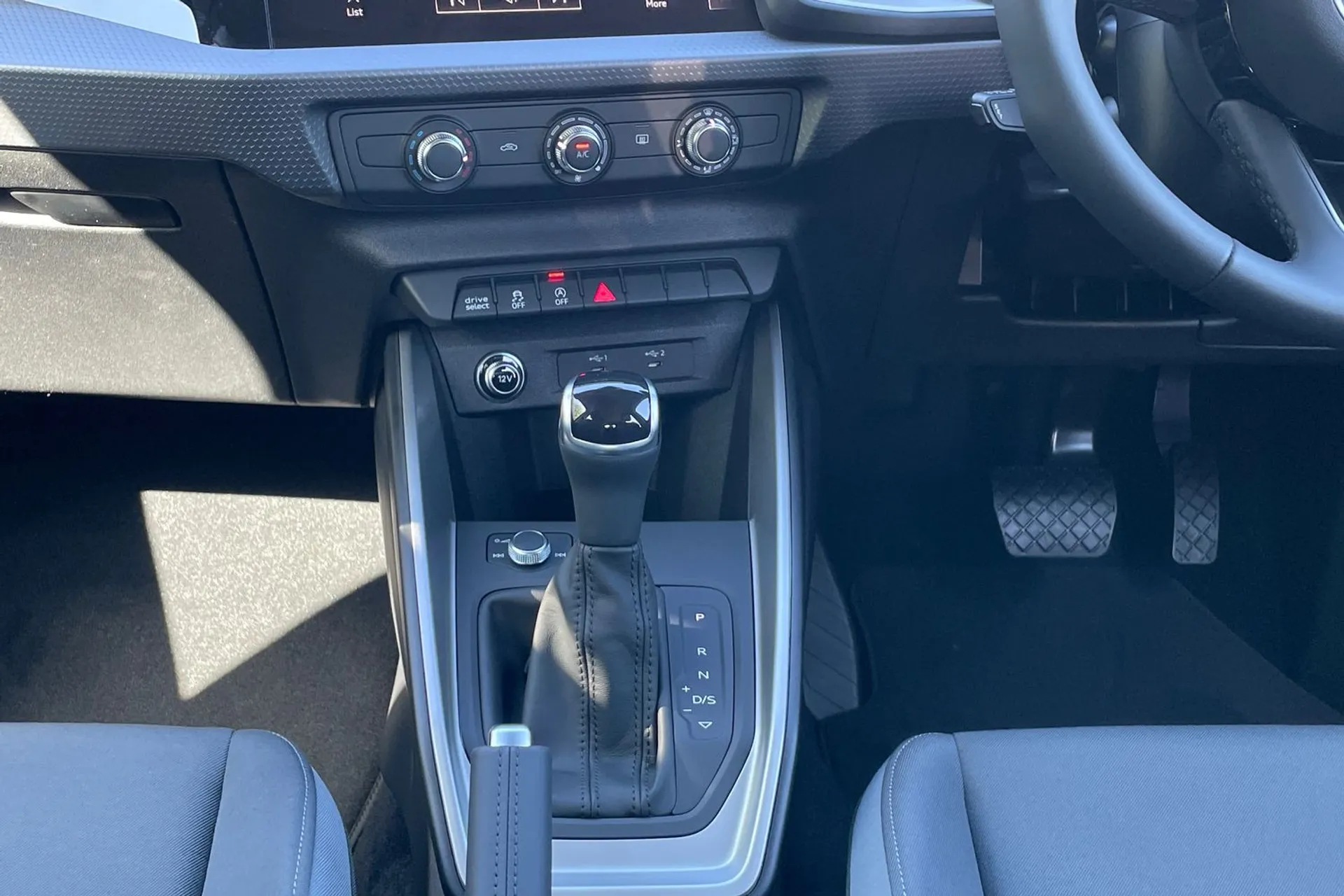 Audi A1 thumbnail image number 40