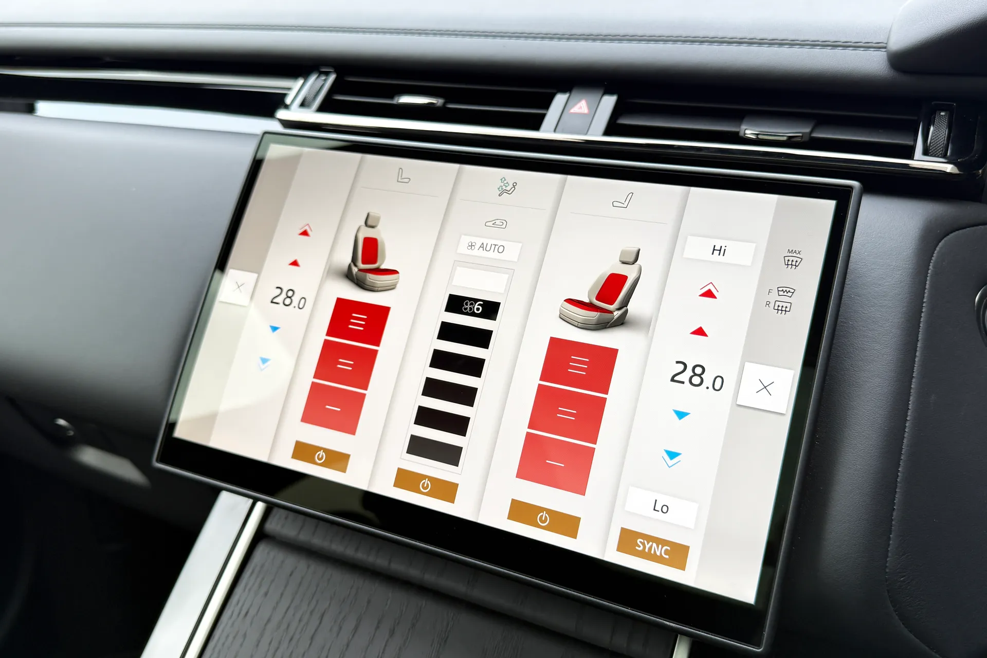 LAND ROVER RANGE ROVER VELAR thumbnail image number 60