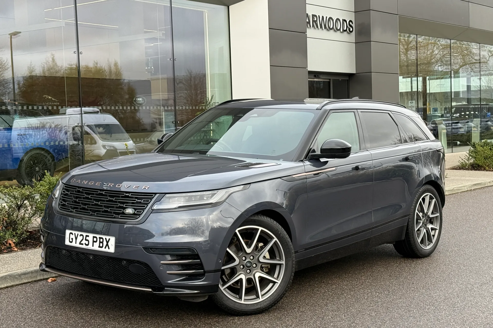 LAND ROVER RANGE ROVER VELAR thumbnail image number 20