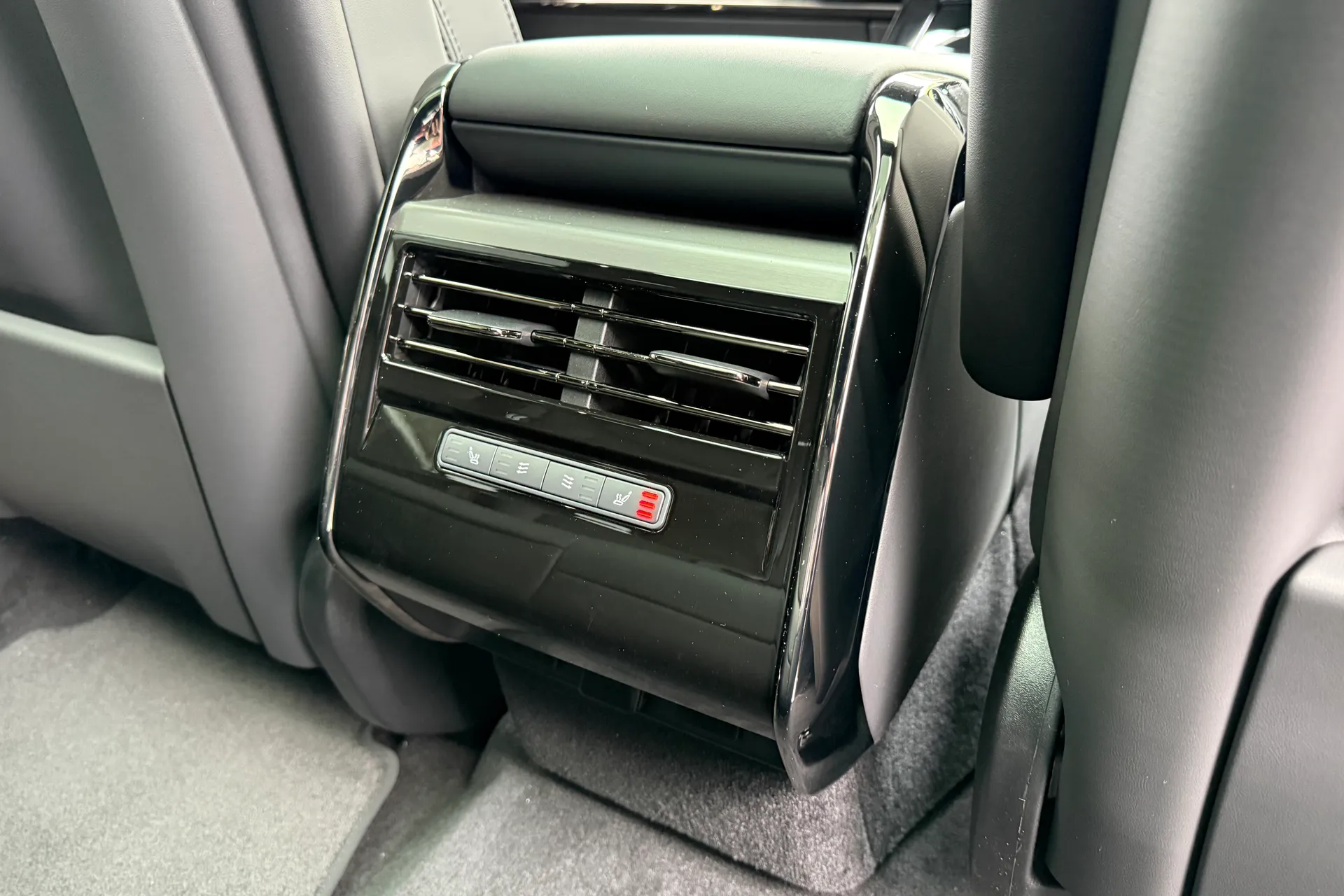 LAND ROVER RANGE ROVER SPORT thumbnail image number 18