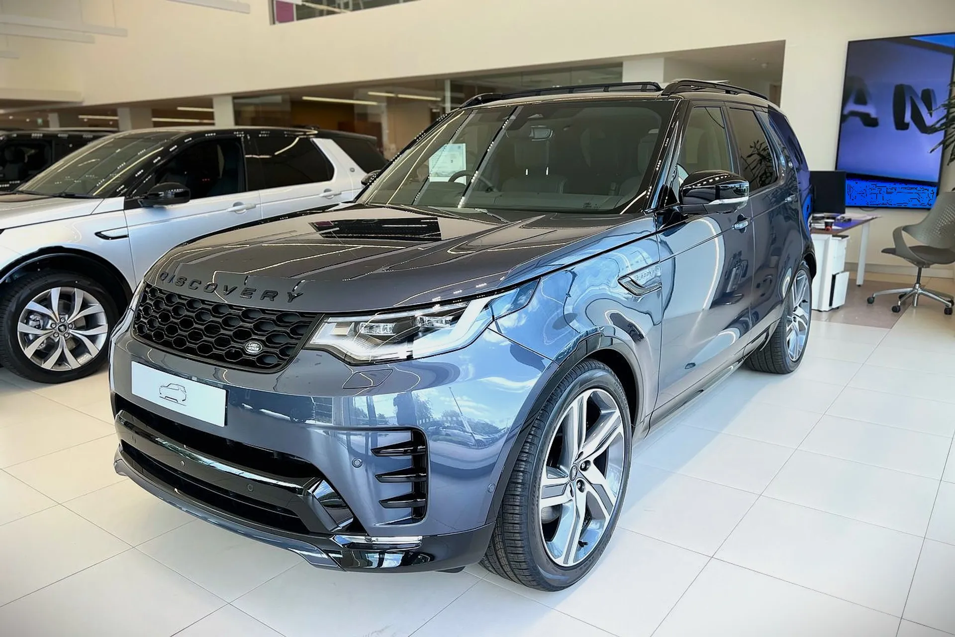 LAND ROVER DISCOVERY thumbnail image number 9