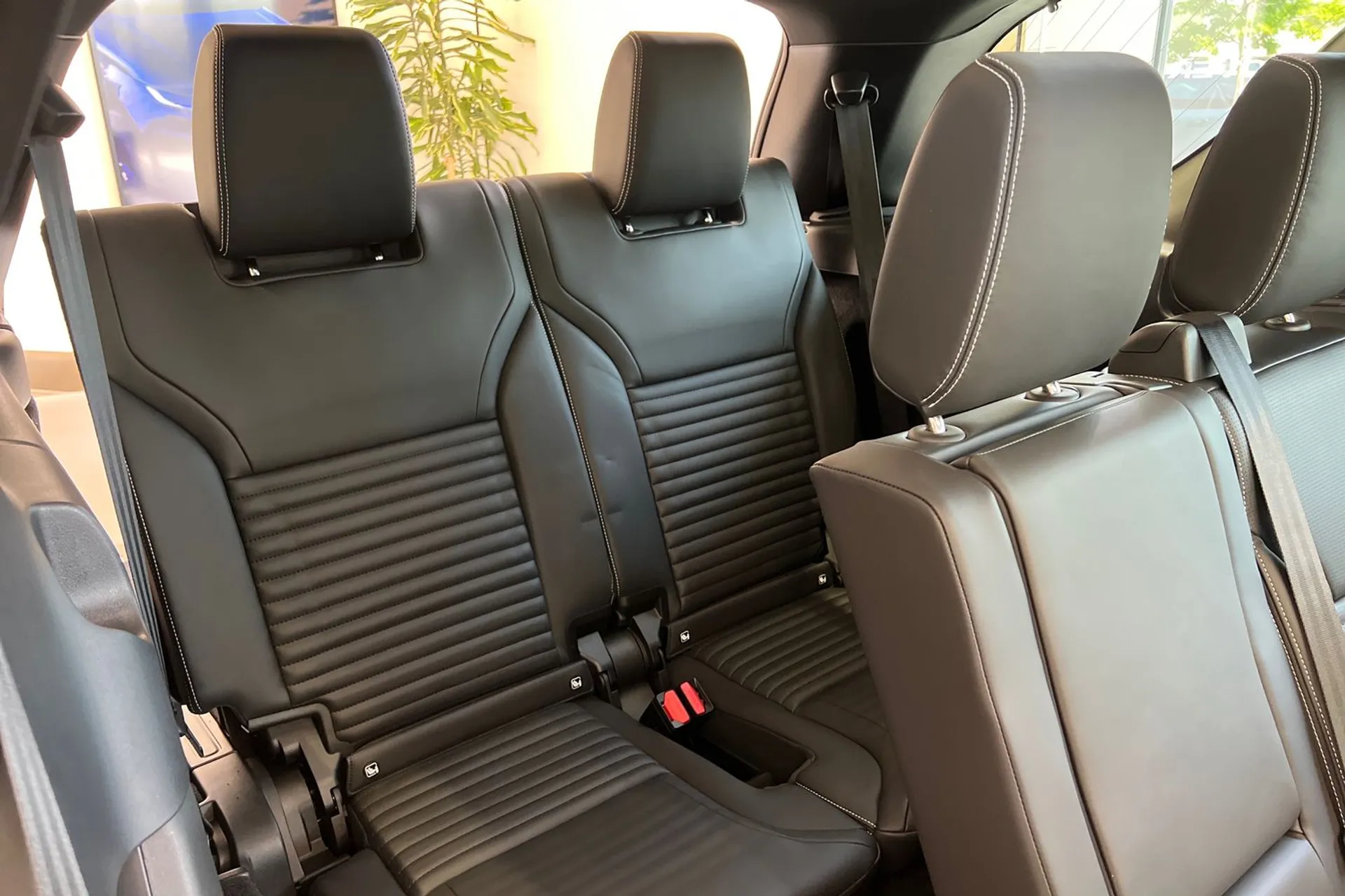 LAND ROVER DISCOVERY thumbnail image number 28