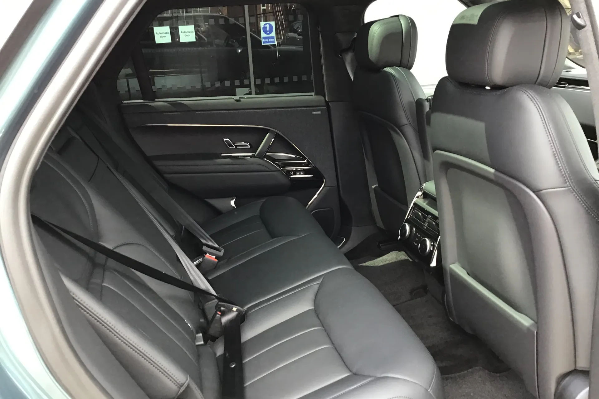 LAND ROVER RANGE ROVER SPORT thumbnail image number 9