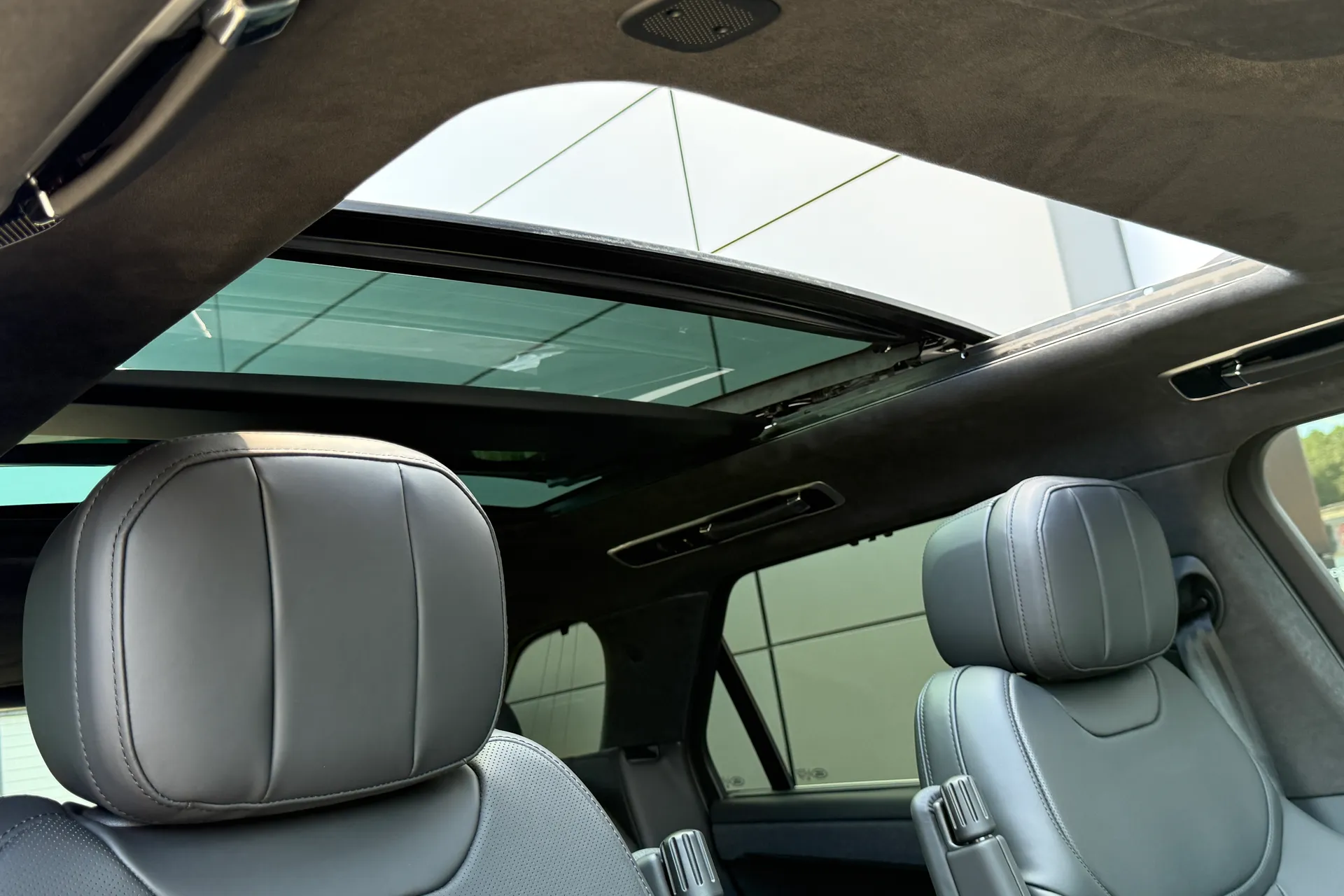 LAND ROVER RANGE ROVER SPORT thumbnail image number 14