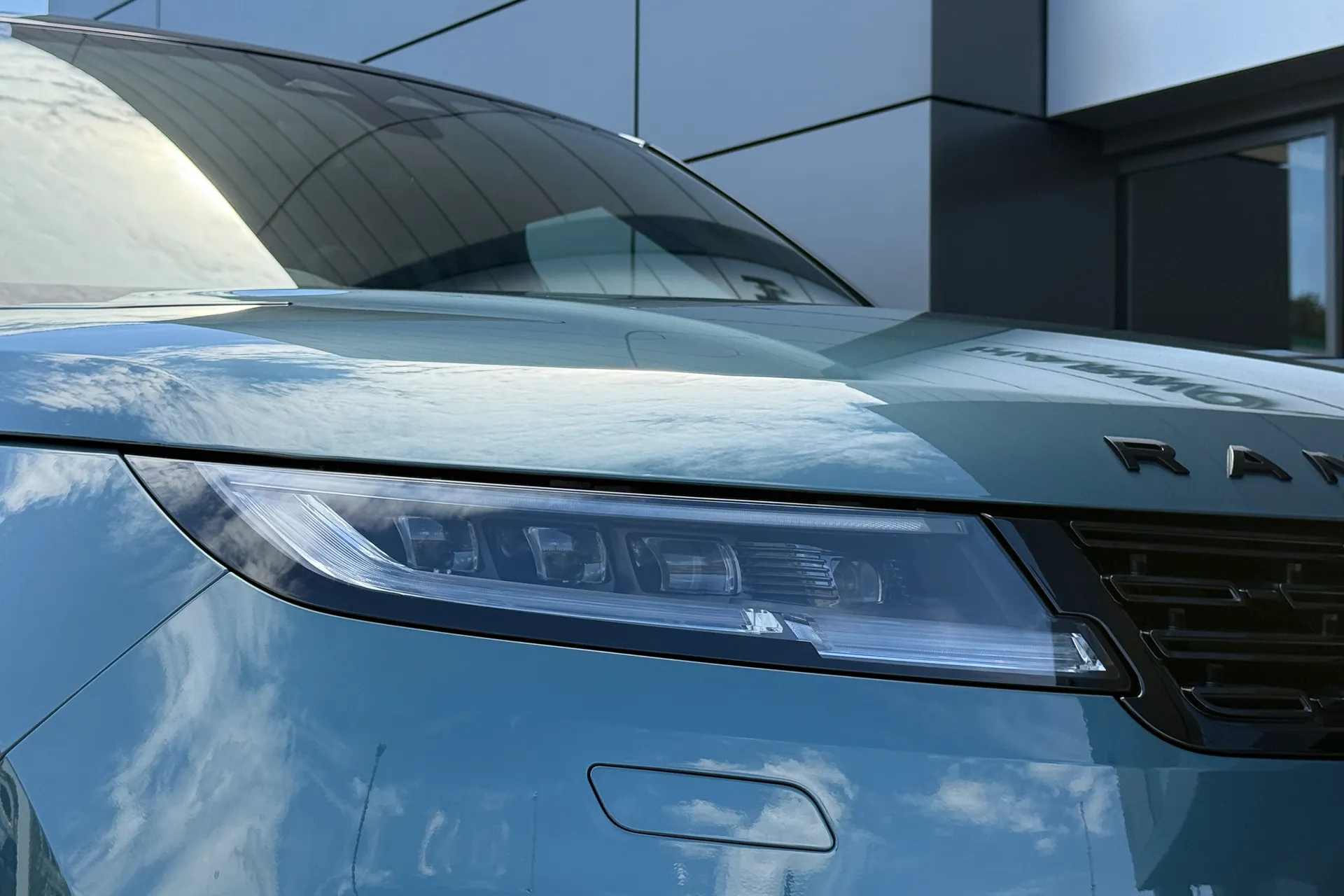 LAND ROVER RANGE ROVER SPORT thumbnail image number 21