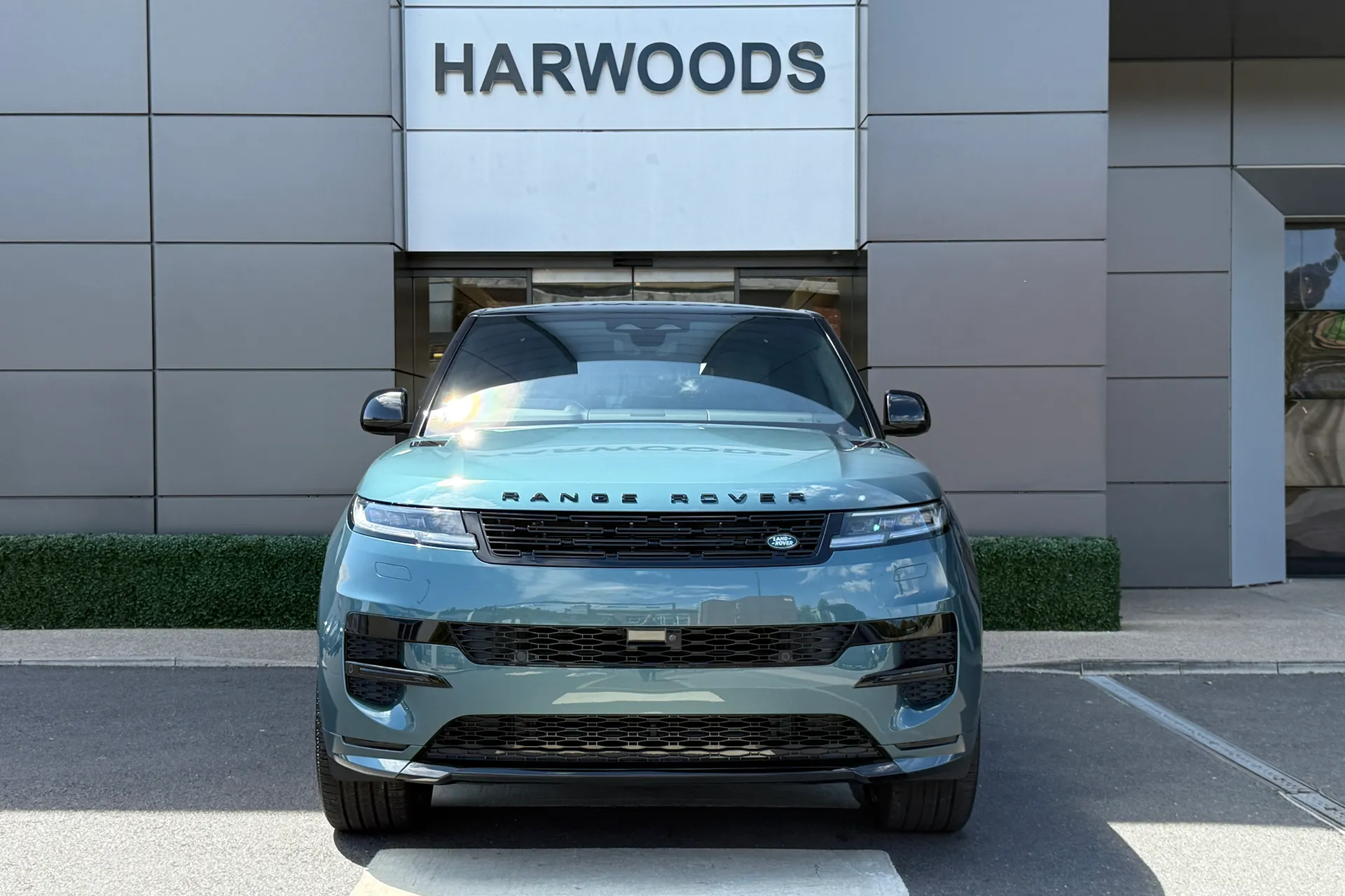 LAND ROVER RANGE ROVER SPORT thumbnail image number 10