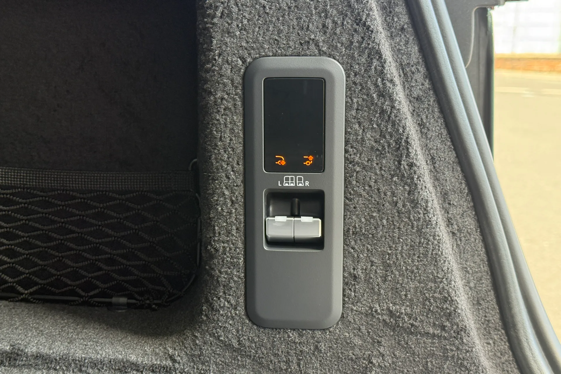 LAND ROVER RANGE ROVER SPORT thumbnail image number 52