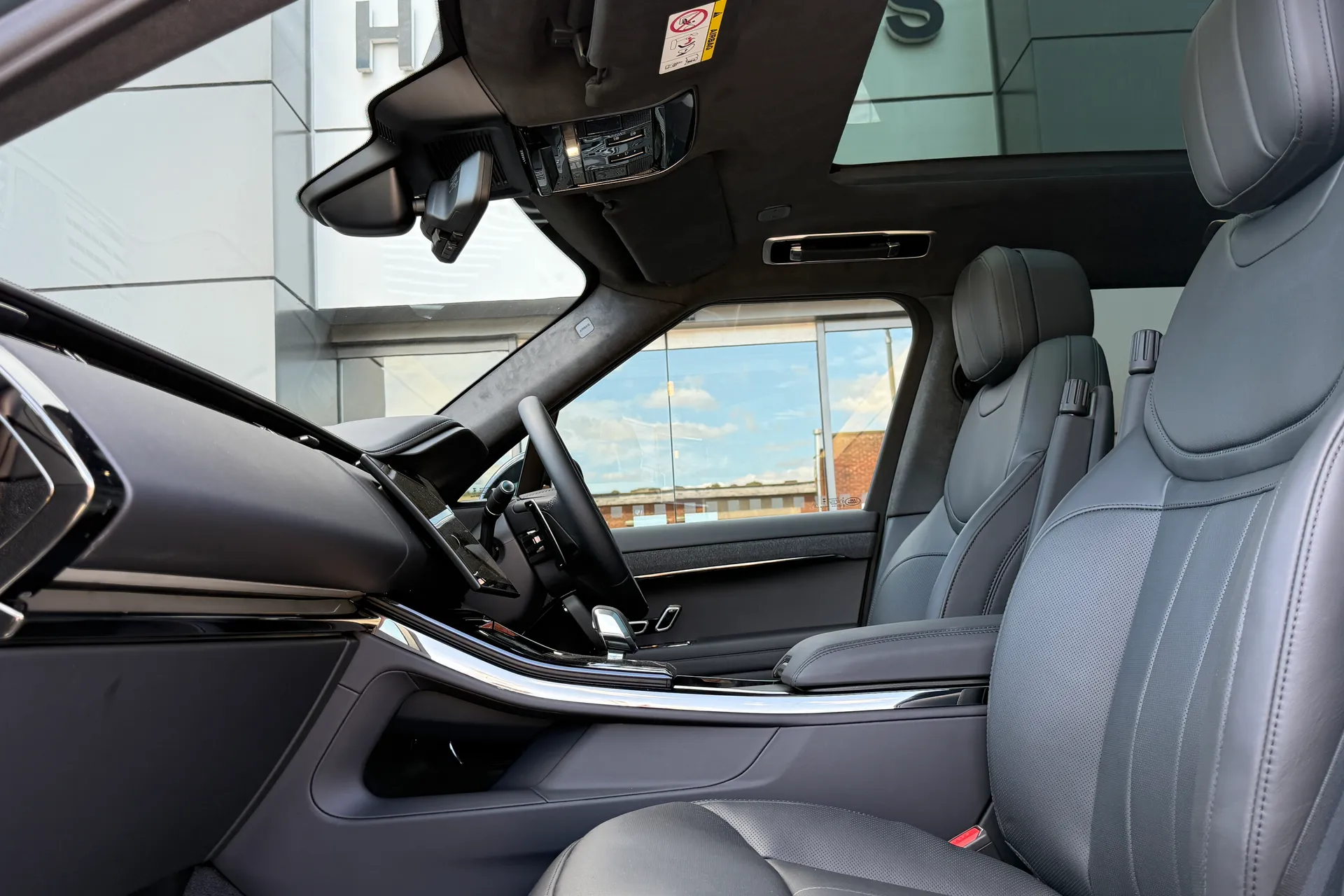 LAND ROVER RANGE ROVER SPORT thumbnail image number 60