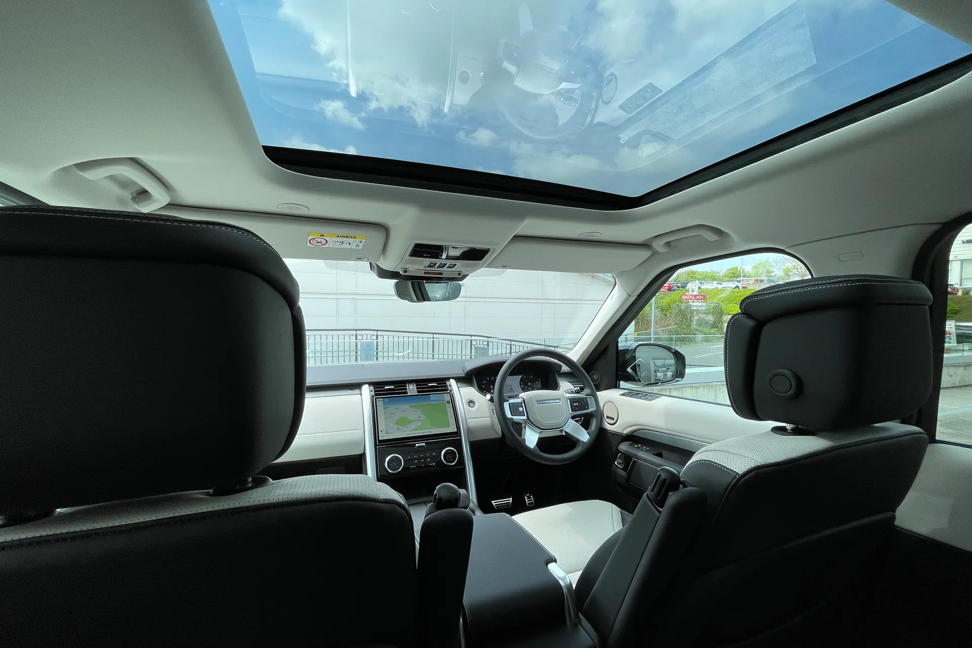 LAND ROVER DISCOVERY thumbnail image number 5