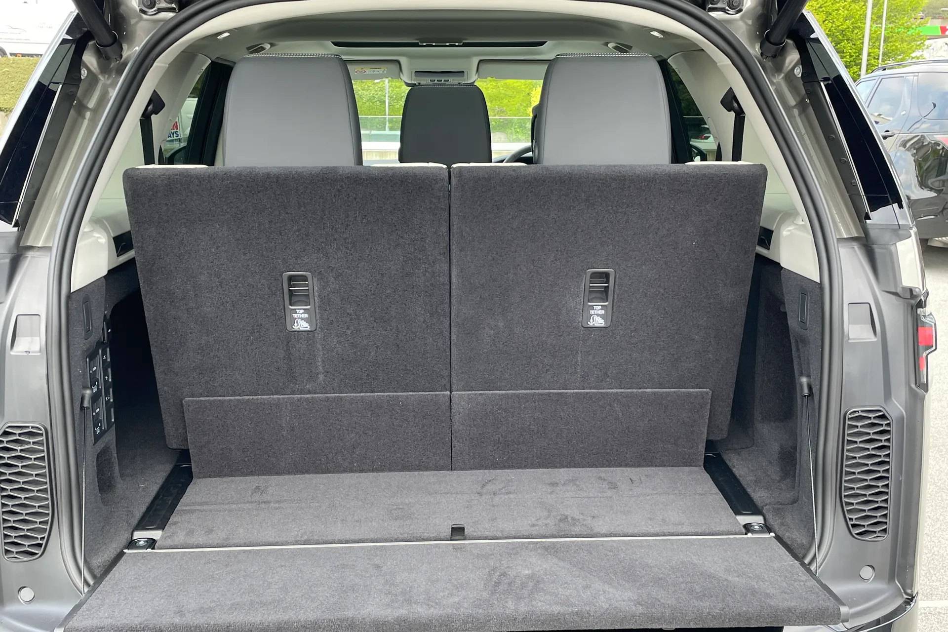 LAND ROVER DISCOVERY thumbnail image number 25