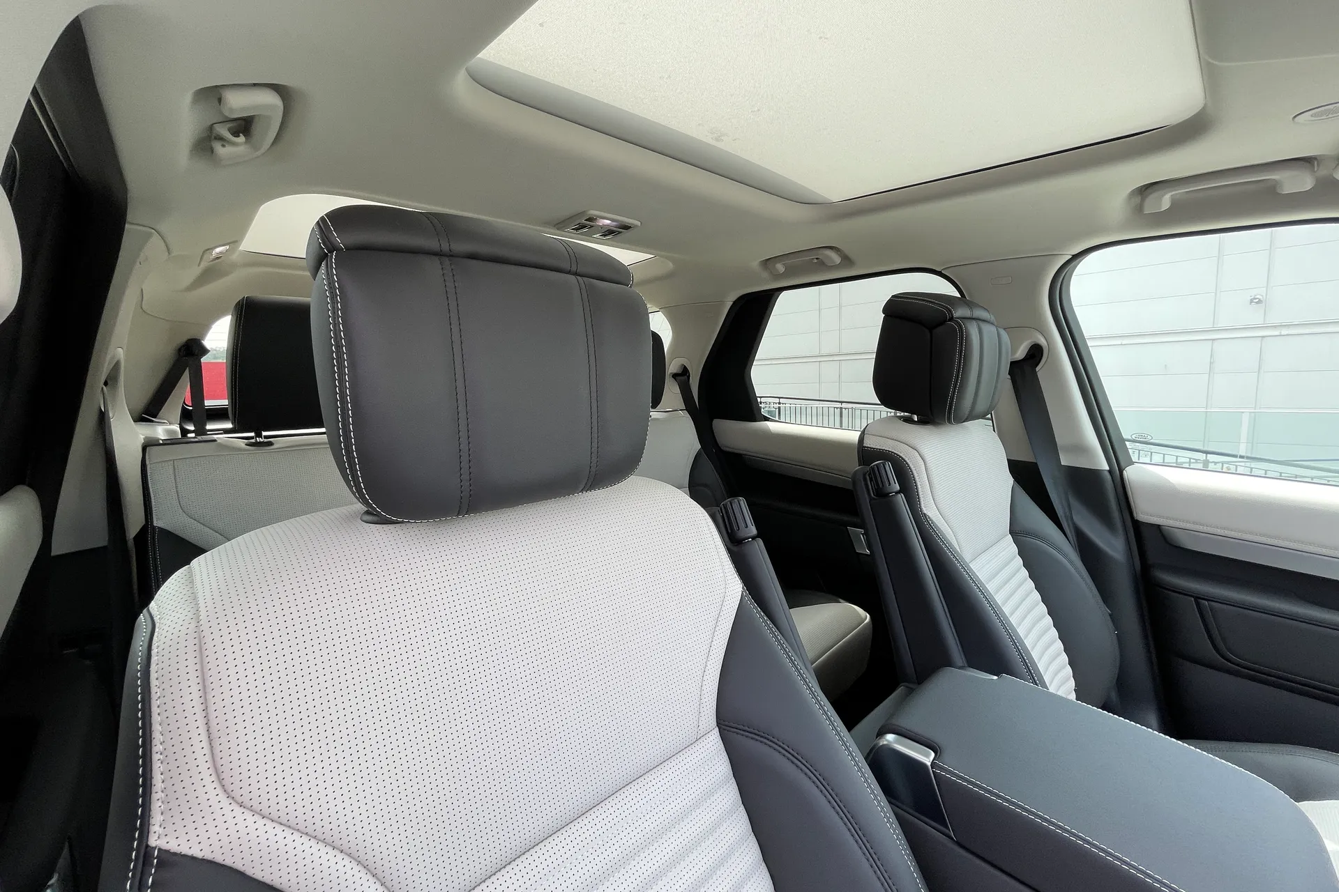 LAND ROVER DISCOVERY thumbnail image number 49