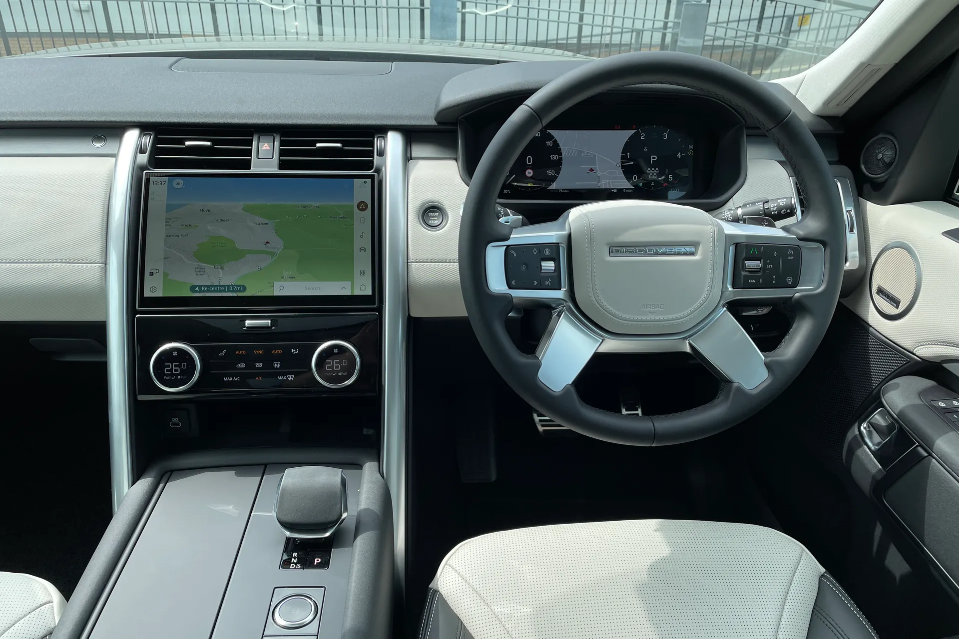 LAND ROVER DISCOVERY thumbnail image number 33