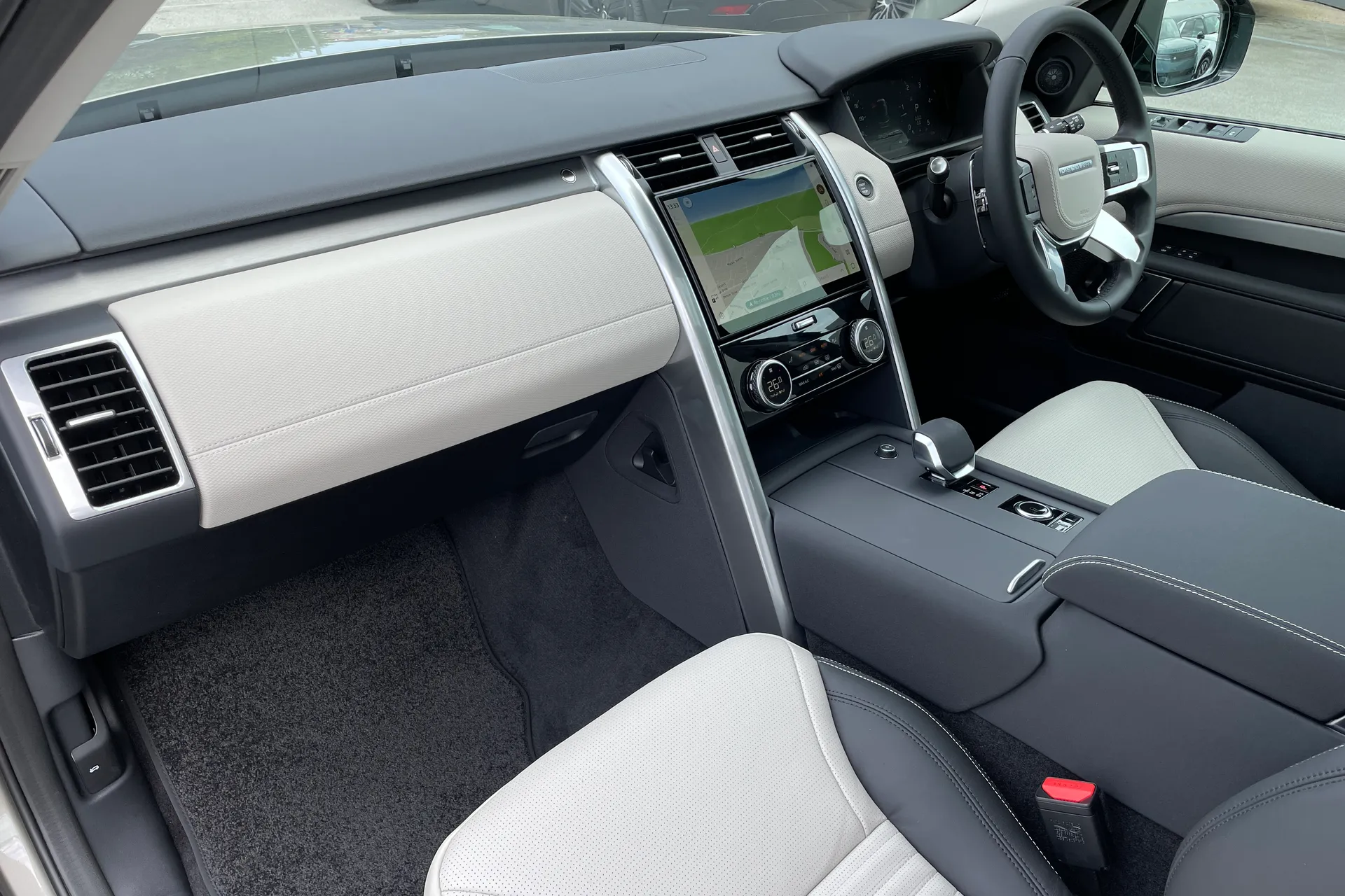 LAND ROVER DISCOVERY thumbnail image number 29