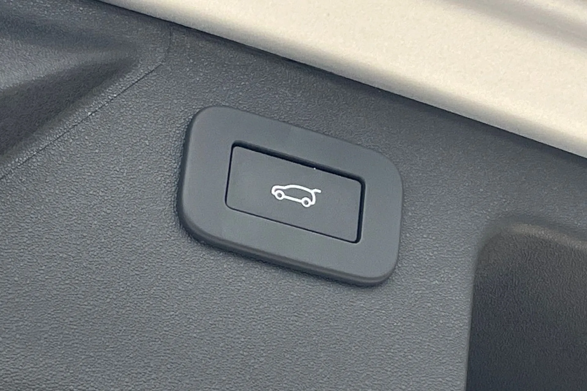 LAND ROVER DISCOVERY SPORT thumbnail image number 33