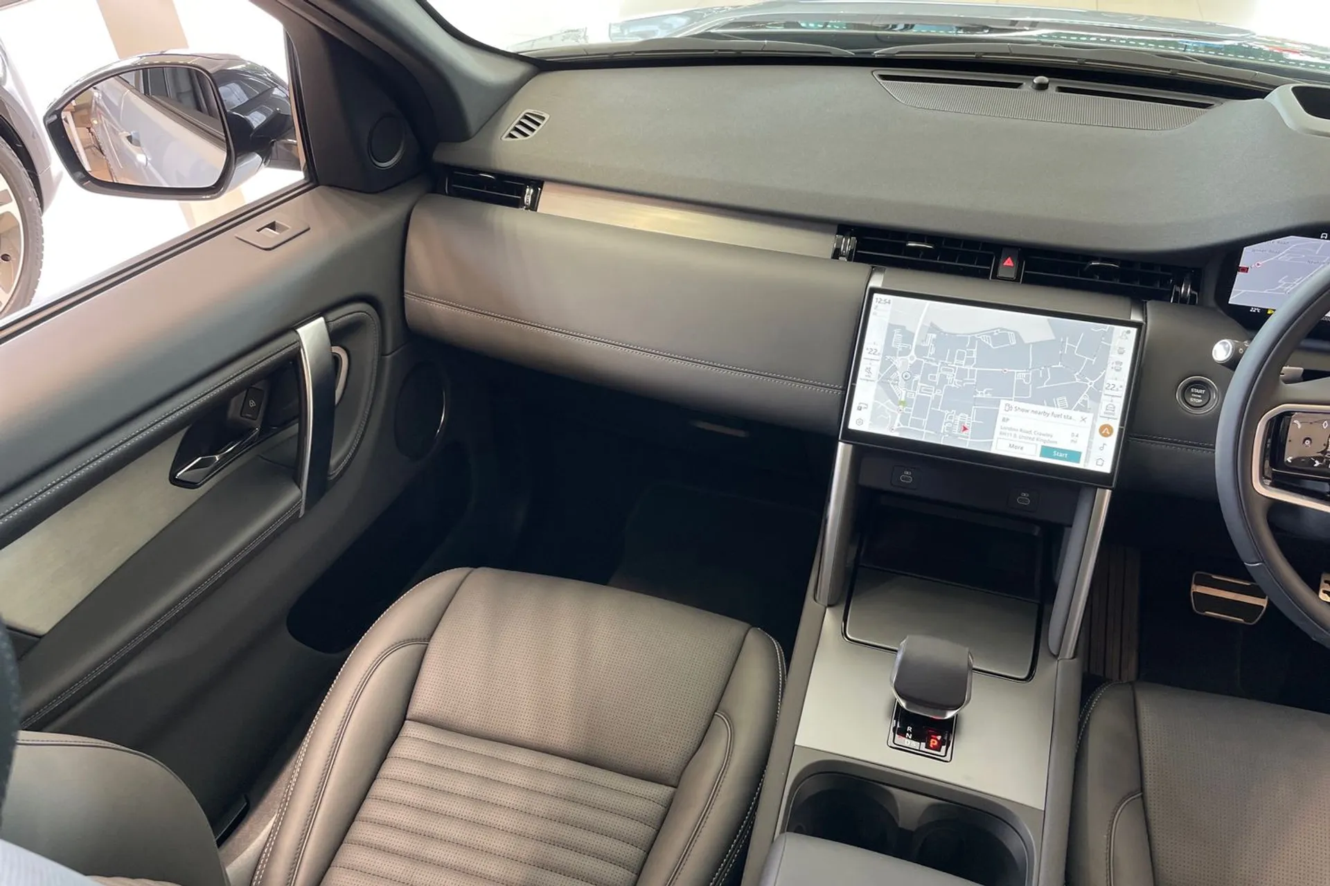 LAND ROVER DISCOVERY SPORT thumbnail image number 18