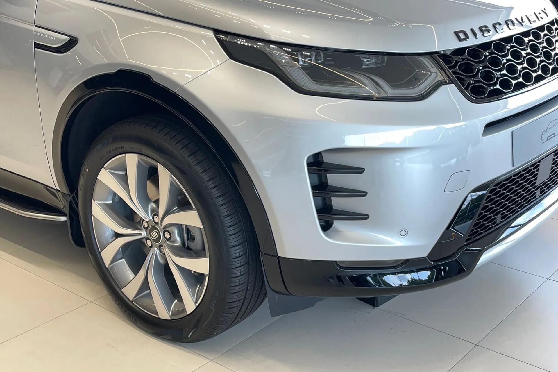 LAND ROVER DISCOVERY SPORT thumbnail image number 10