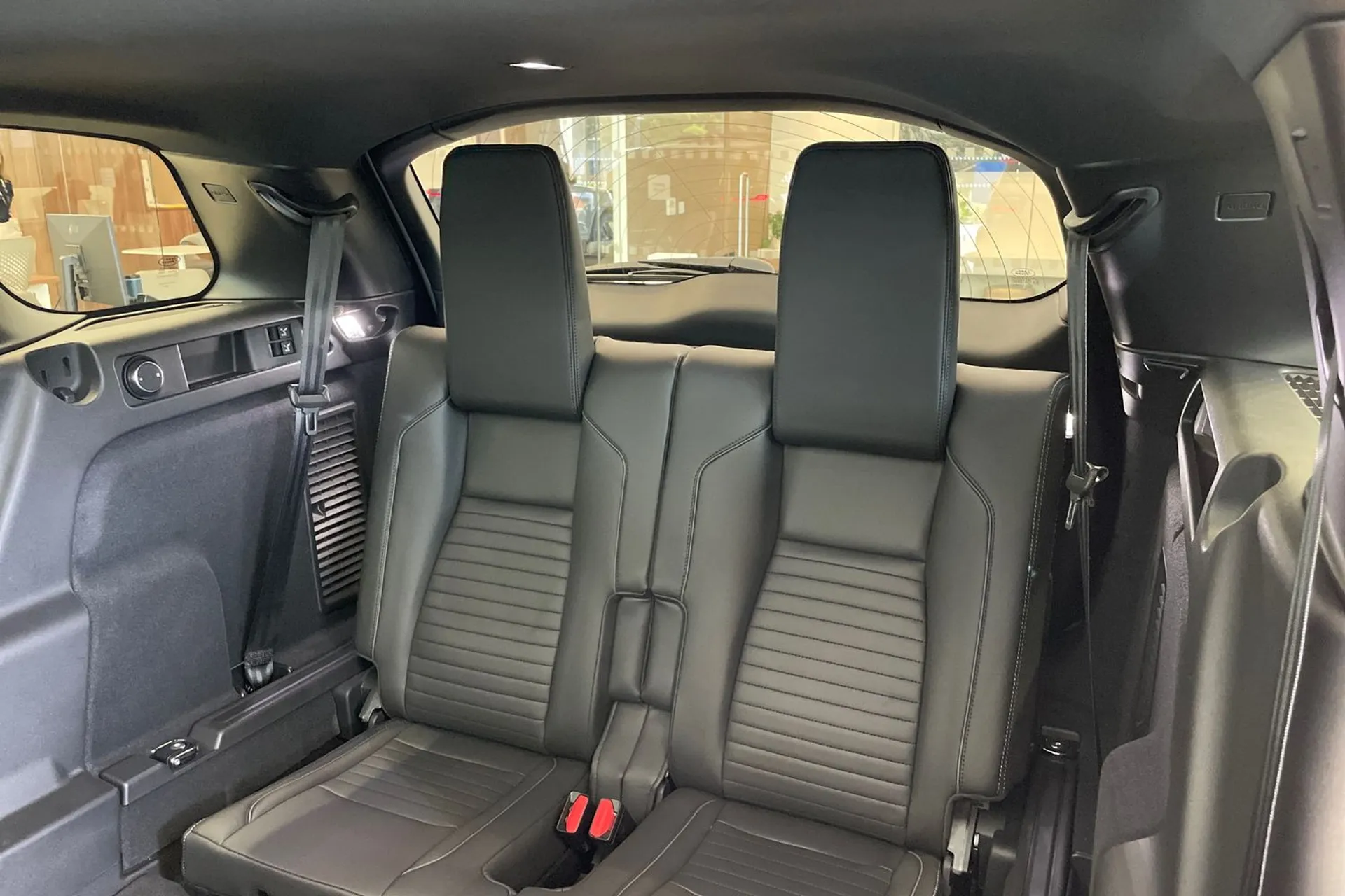 LAND ROVER DISCOVERY SPORT thumbnail image number 40