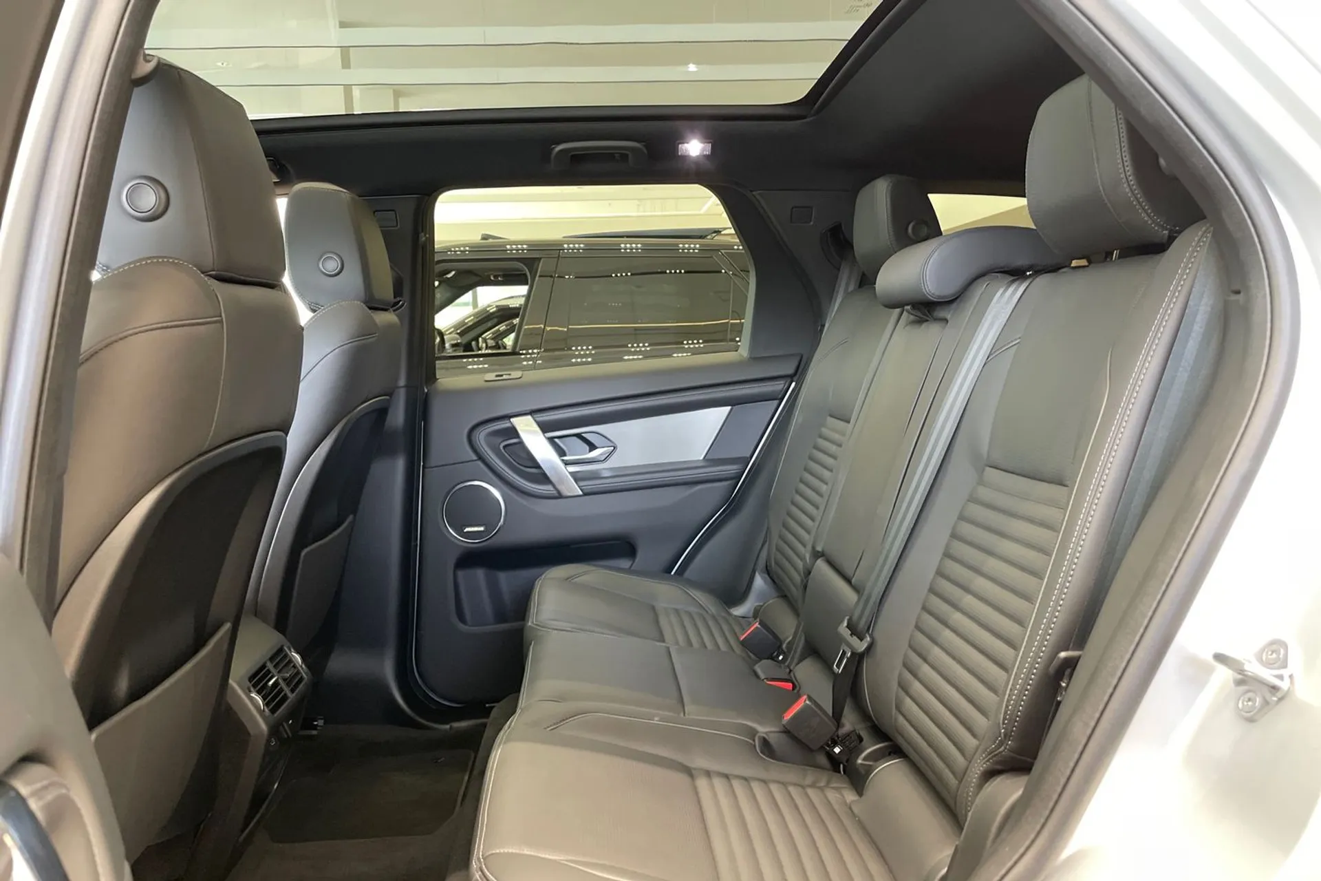 LAND ROVER DISCOVERY SPORT thumbnail image number 39
