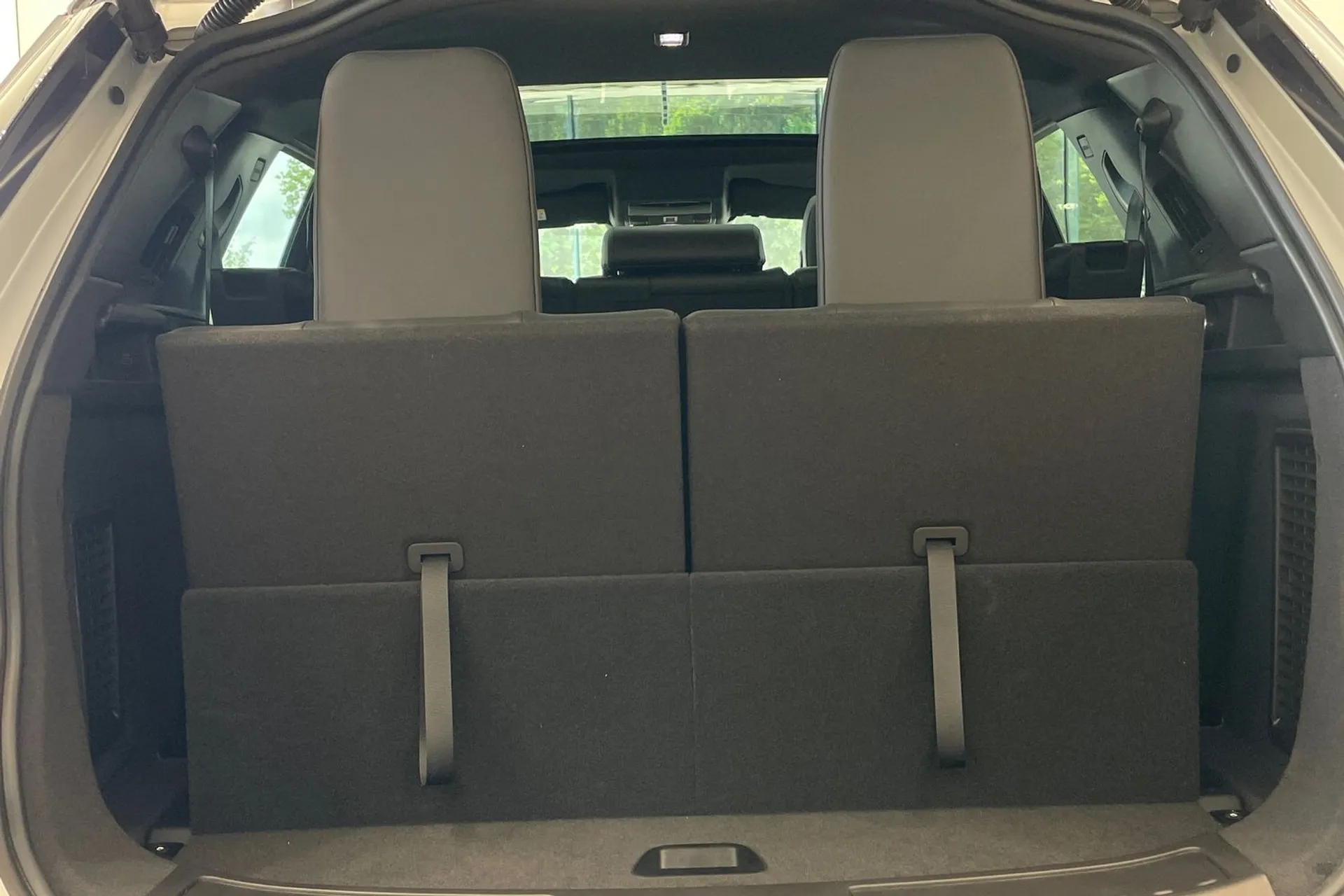 LAND ROVER DISCOVERY SPORT thumbnail image number 32