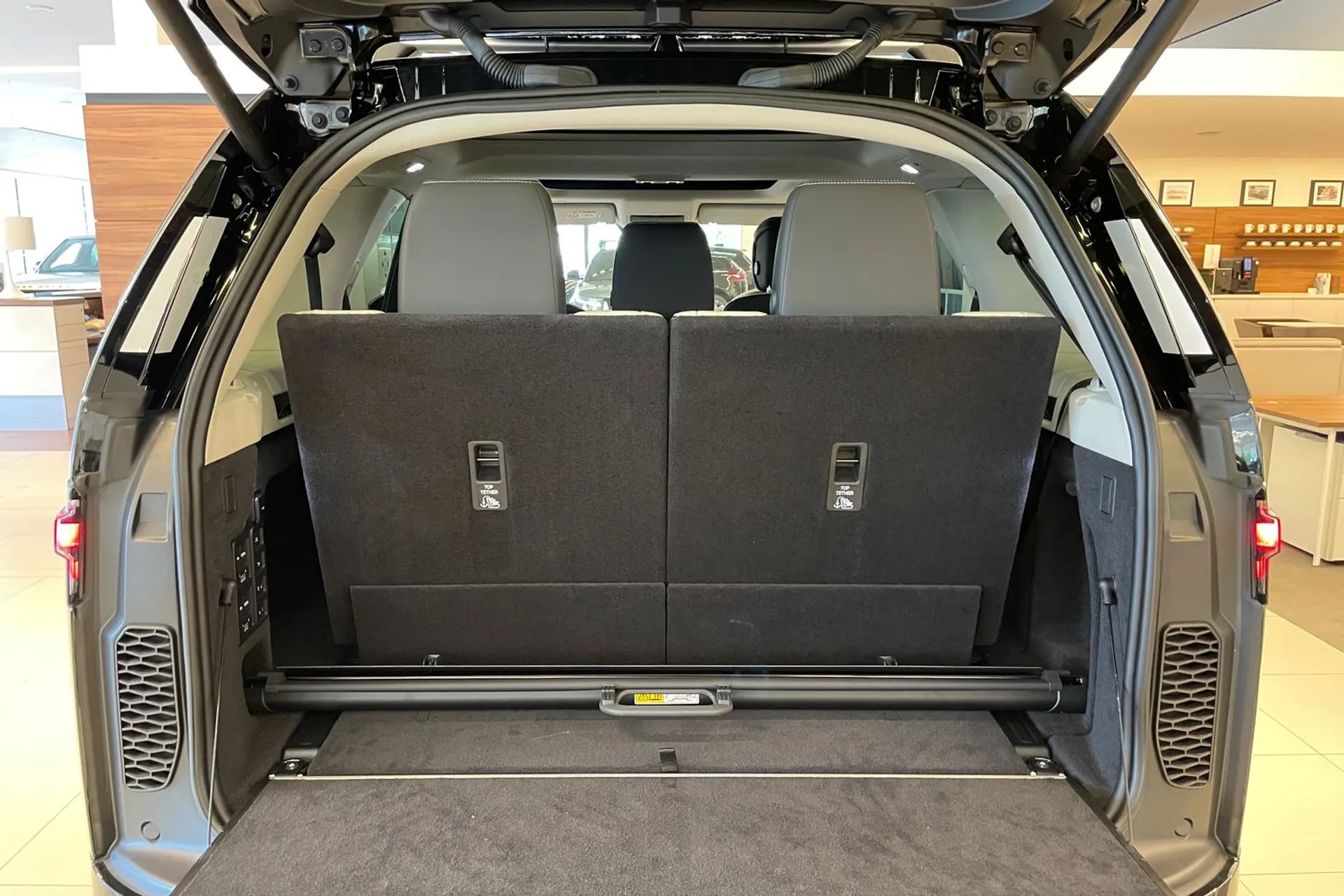 LAND ROVER DISCOVERY thumbnail image number 42