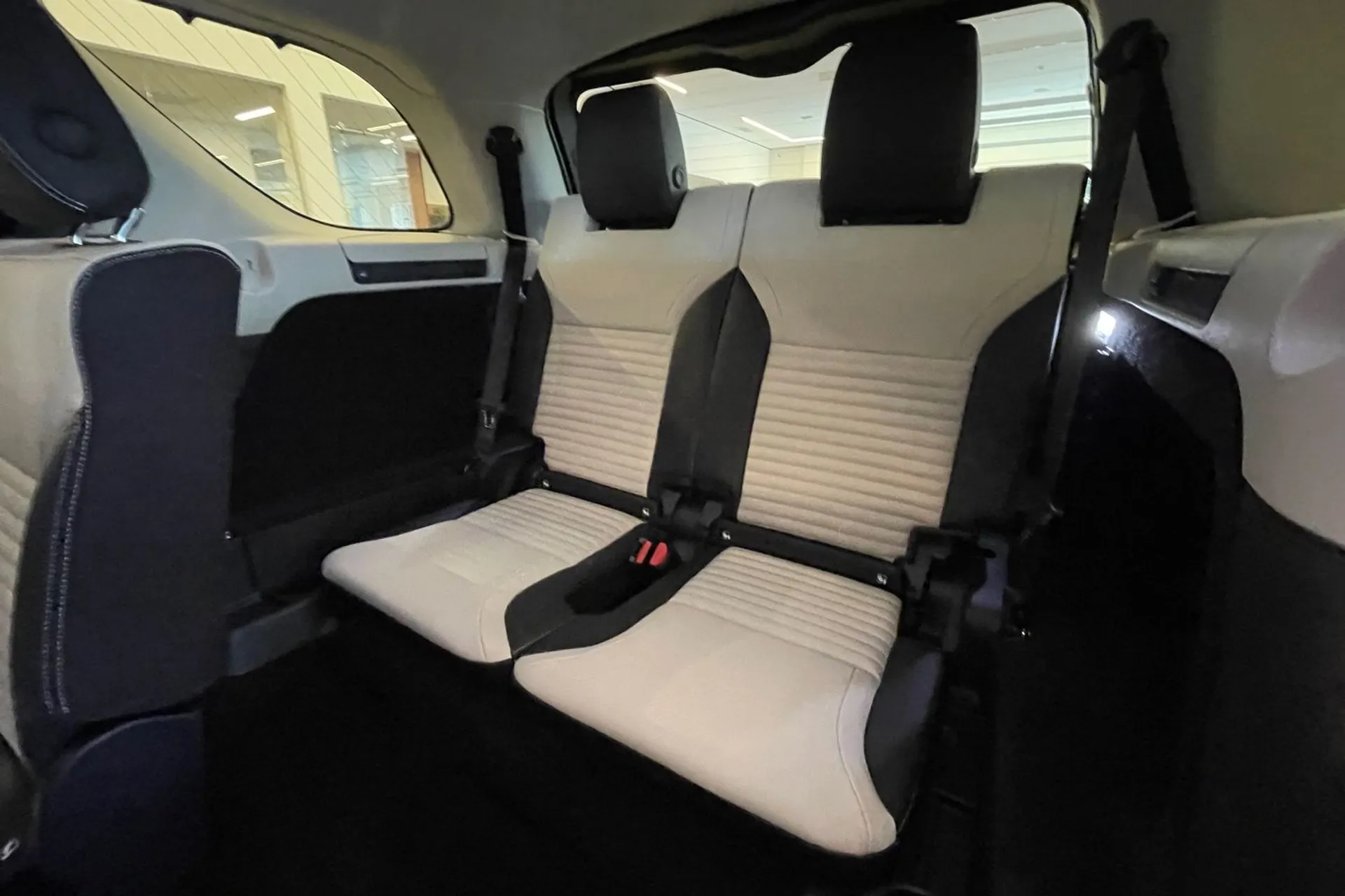 LAND ROVER DISCOVERY thumbnail image number 43