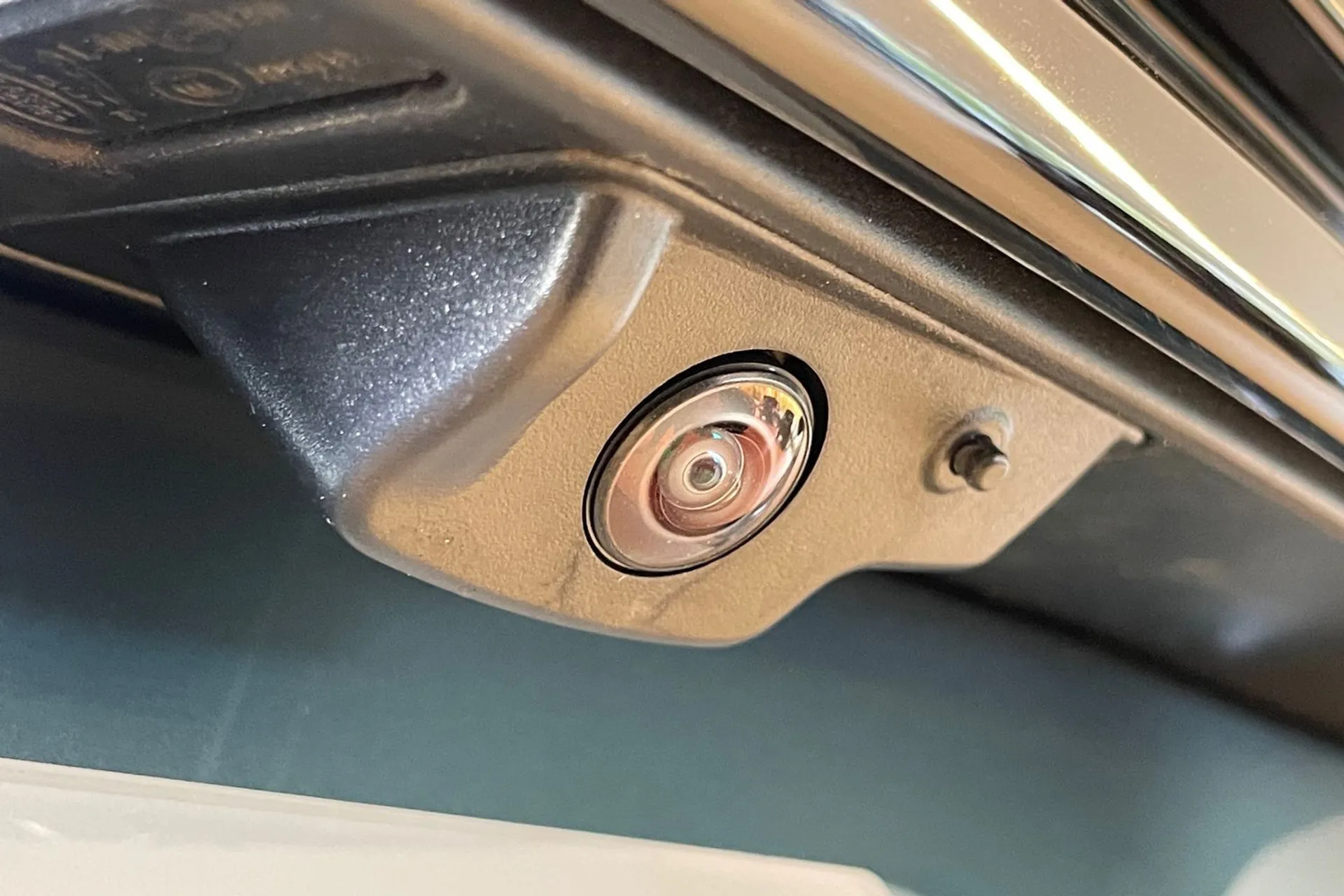 LAND ROVER RANGE ROVER VELAR thumbnail image number 36