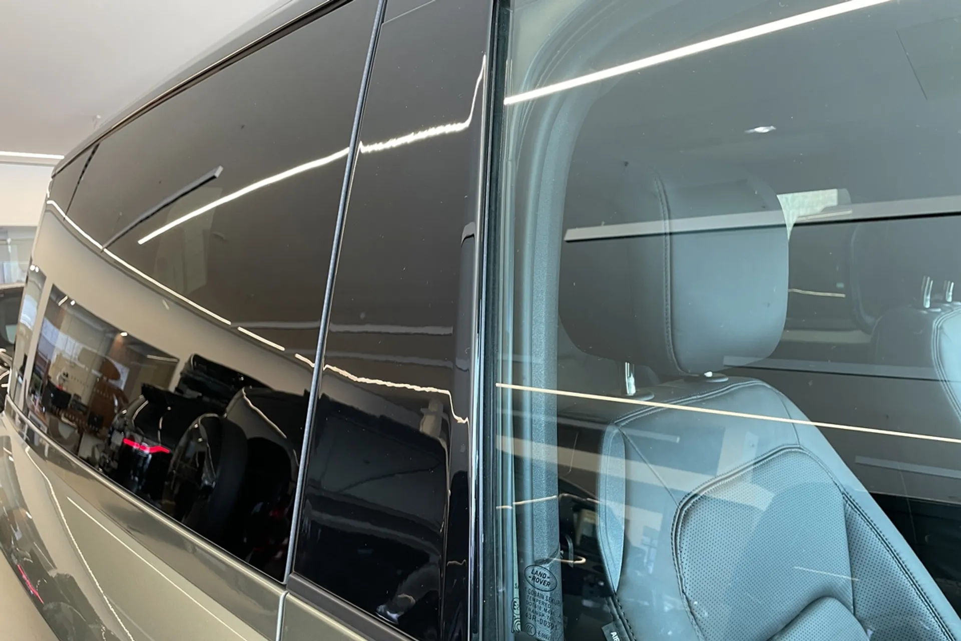 LAND ROVER Defender 90 thumbnail image number 20