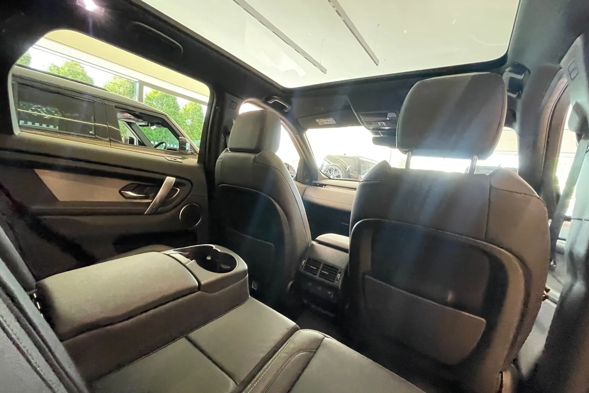 LAND ROVER DISCOVERY SPORT thumbnail image number 43
