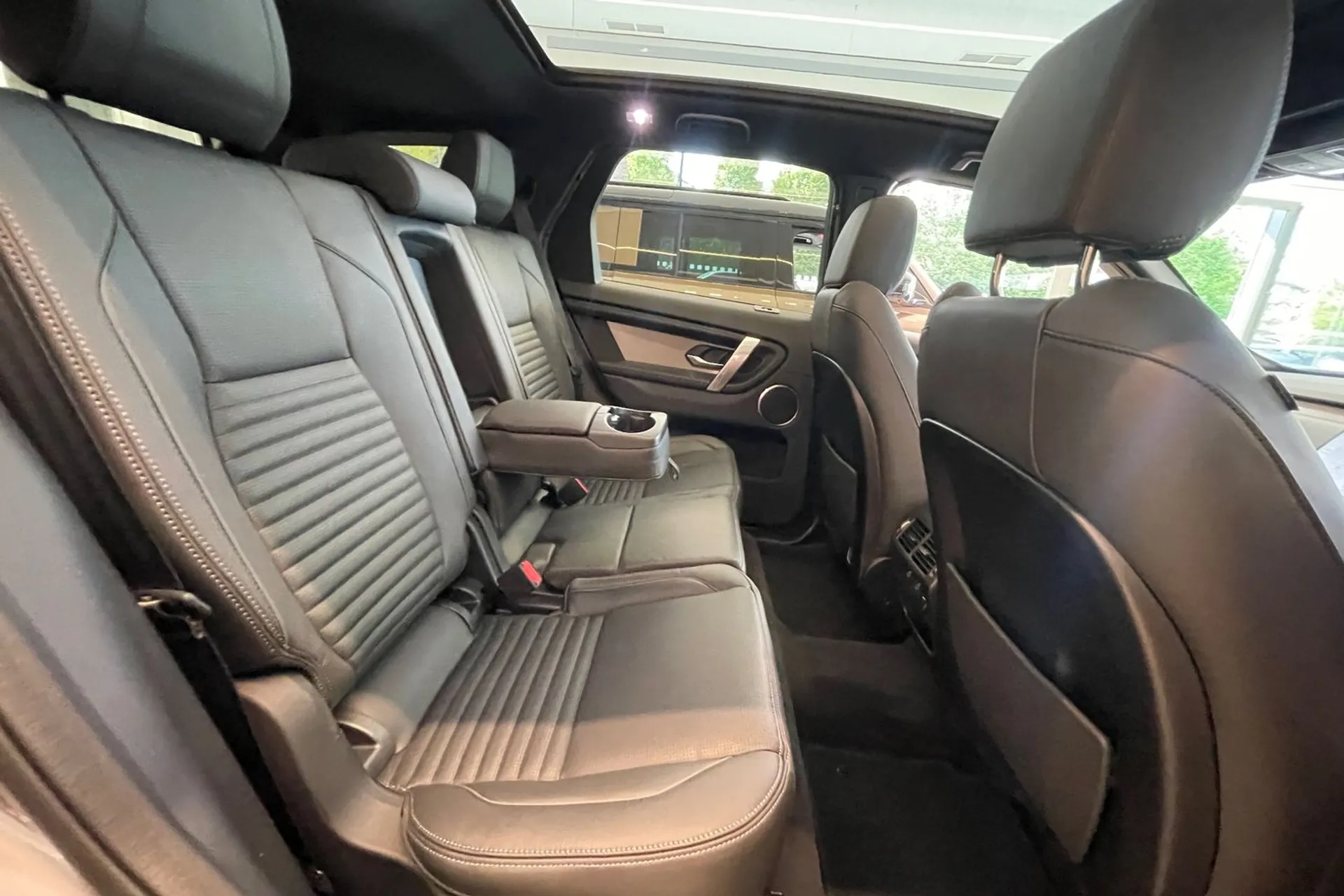 LAND ROVER DISCOVERY SPORT thumbnail image number 41