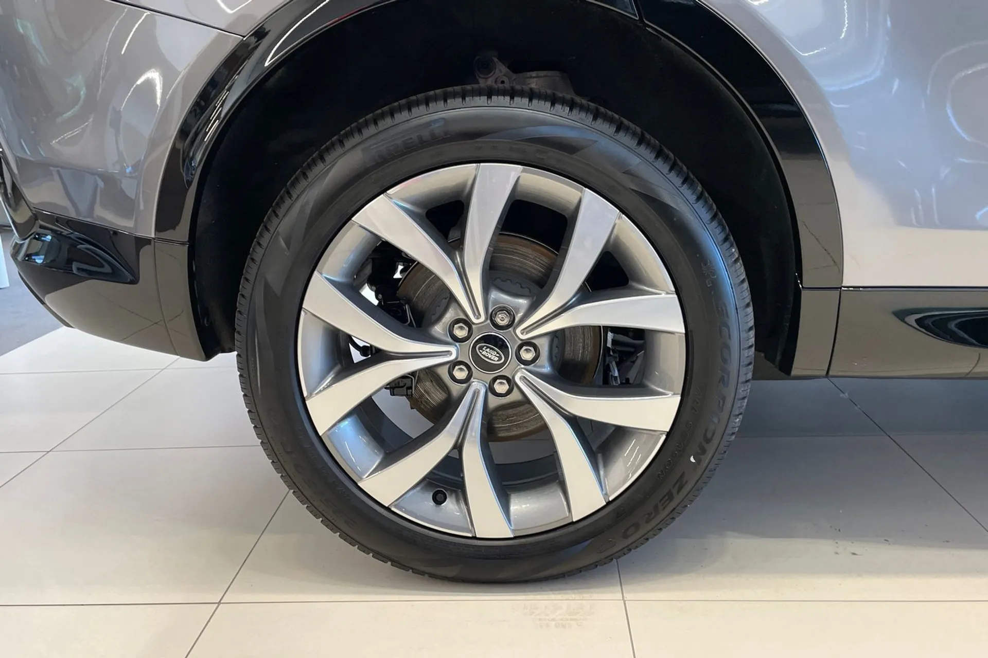 LAND ROVER DISCOVERY SPORT thumbnail image number 25